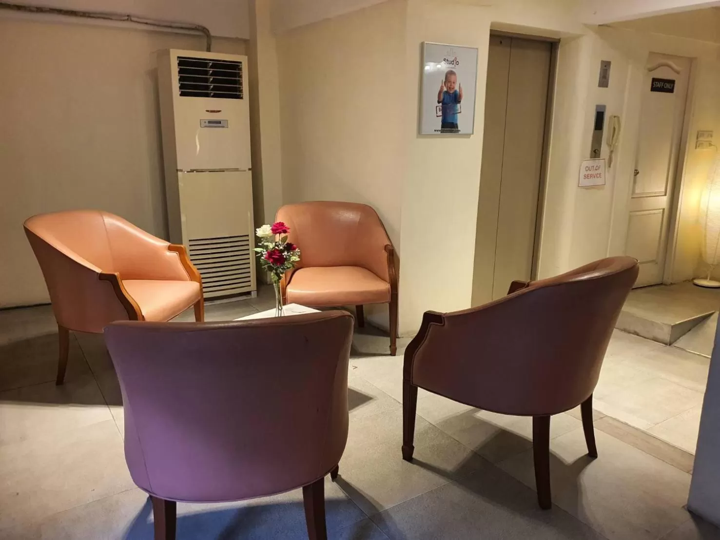 Living room in Studio F Sukhumvit