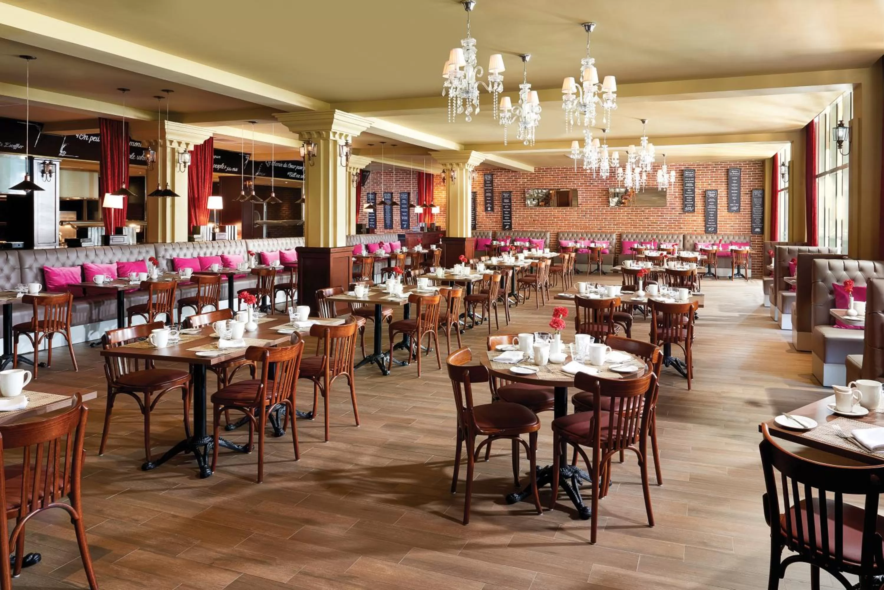 Restaurant/places to eat in The Fives Beach Hotel & Residences - All Senses Inclusive