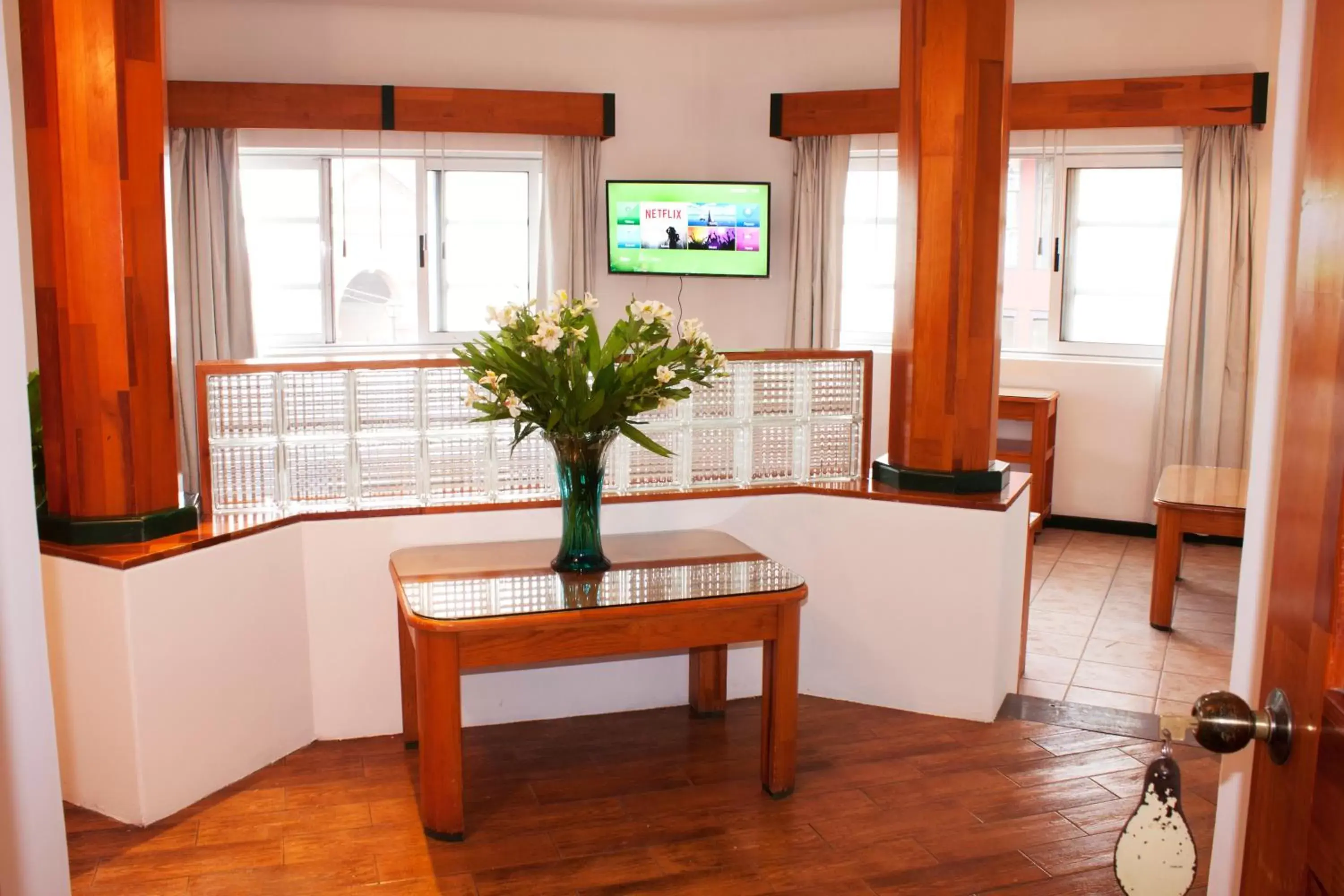 Skiing, Seating Area in Casa Tobalá