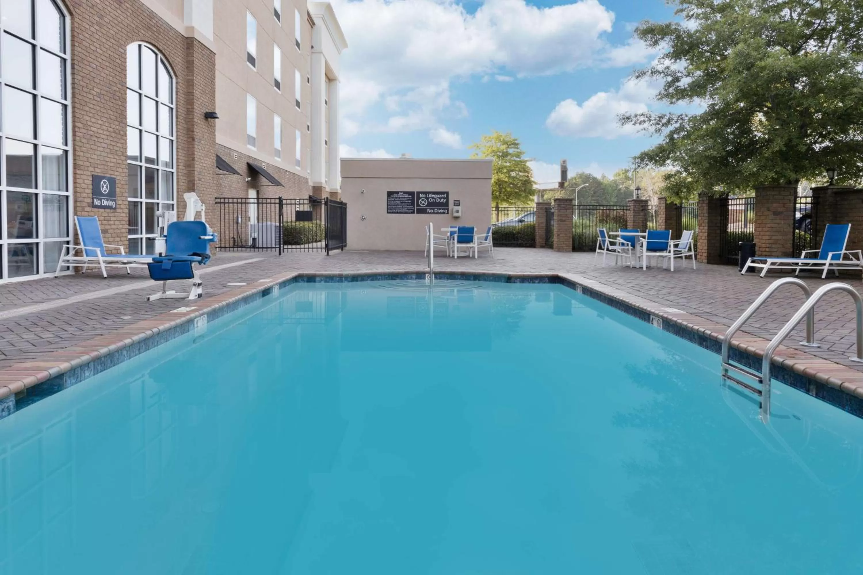 Pool view in Hampton Inn & Suites Phenix City- Columbus Area