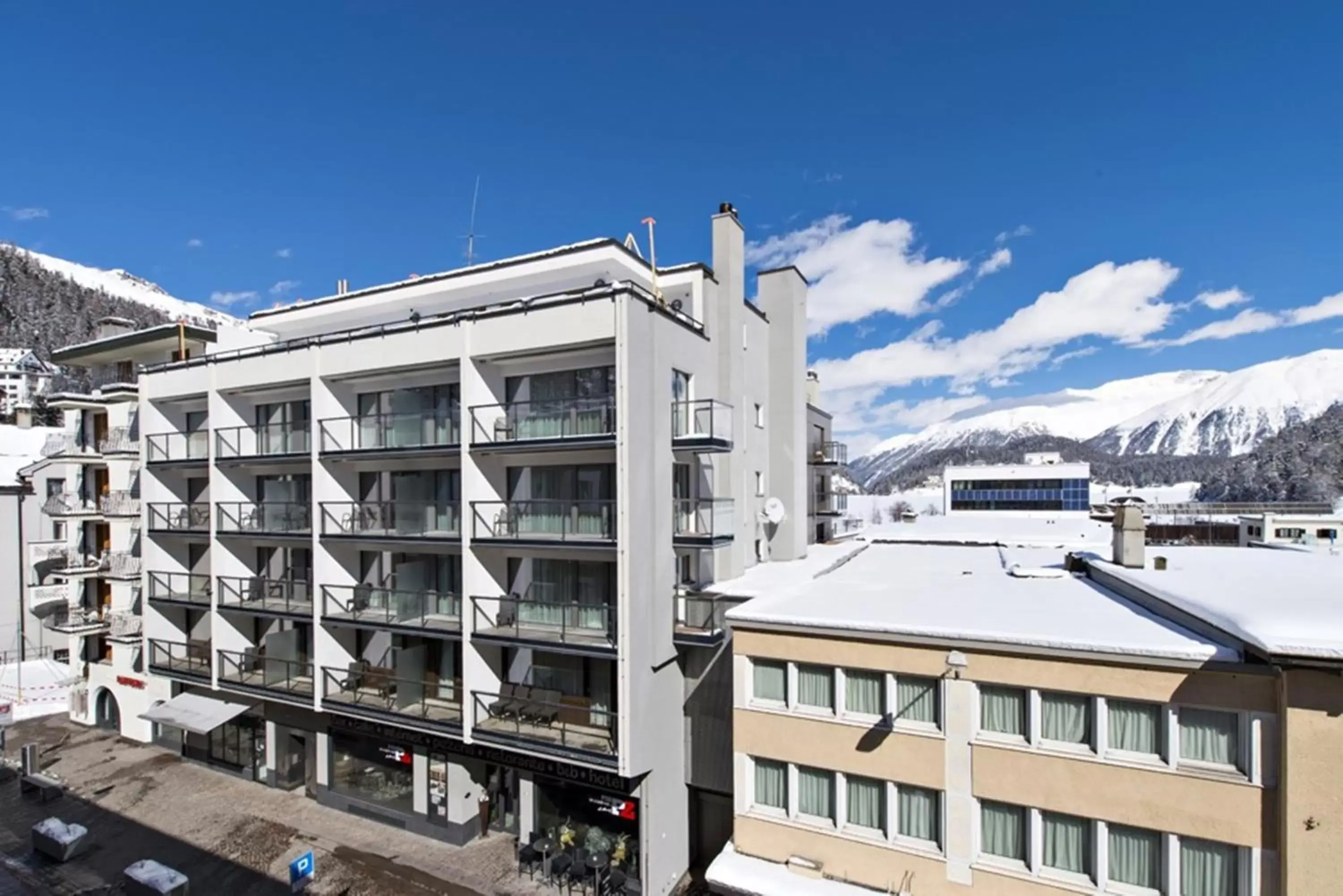 Facade/entrance, Property Building in Hotel Piz St. Moritz