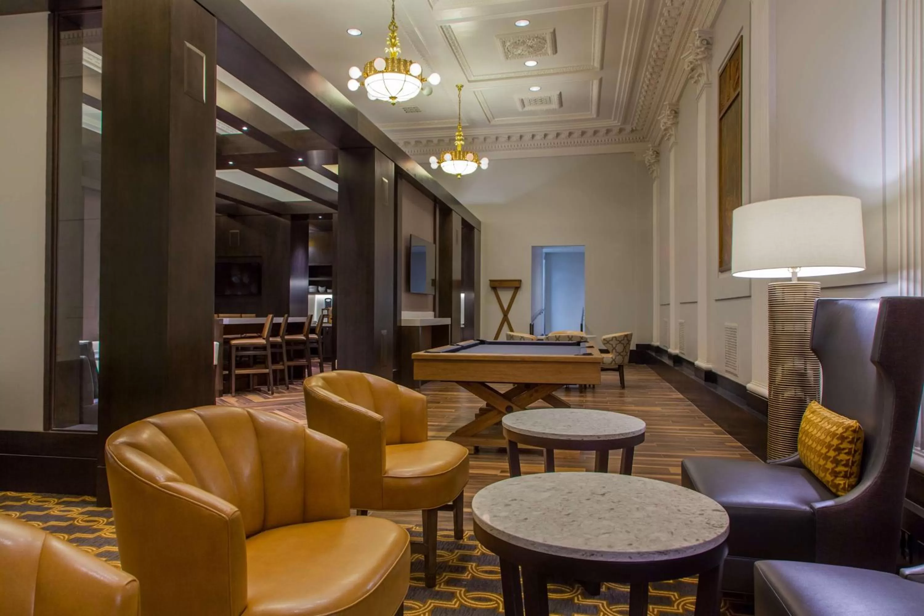 Lounge or bar in Hilton New Orleans / St. Charles Avenue