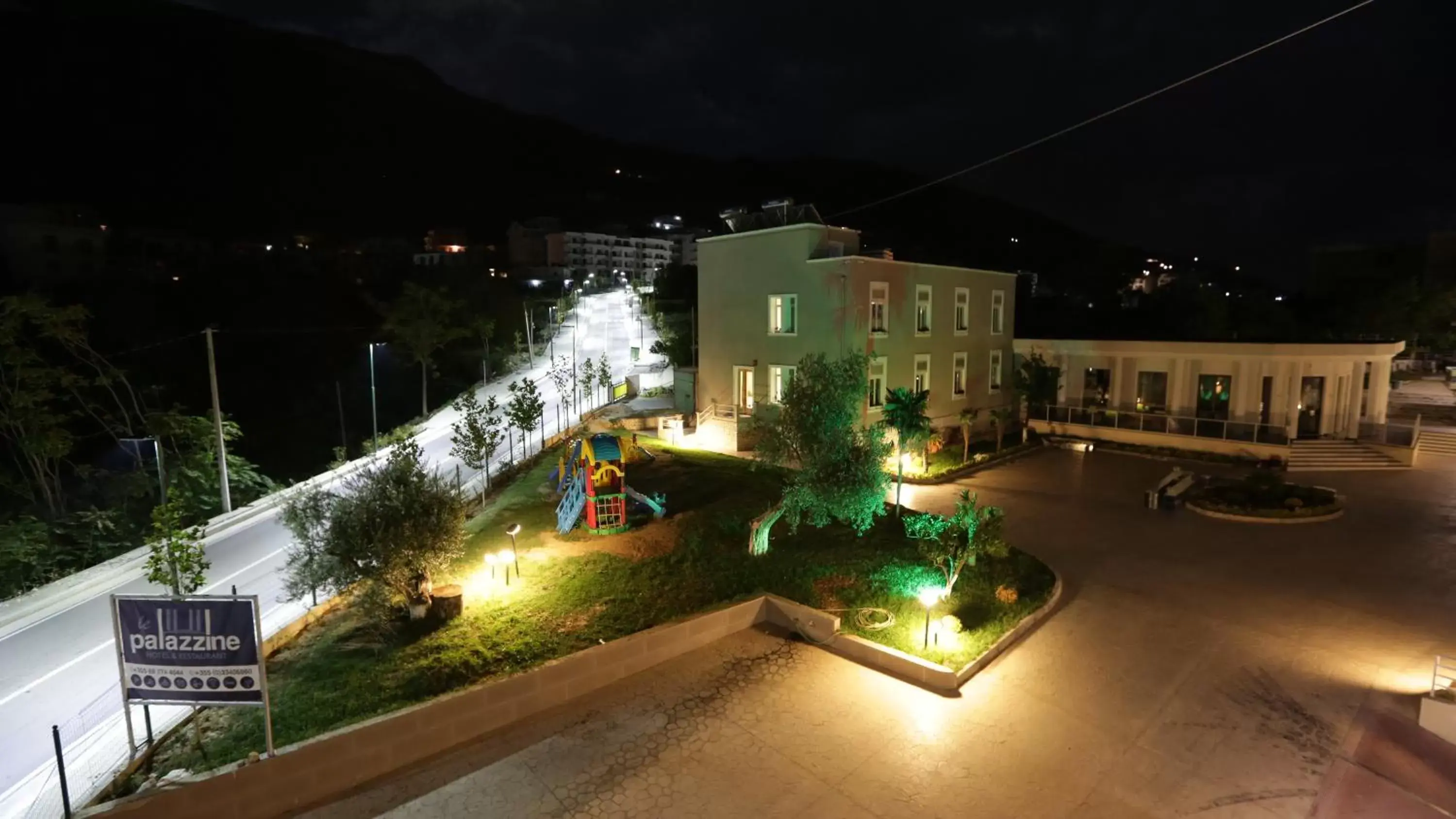 Street view, Property Building in Le Palazzine Hotel