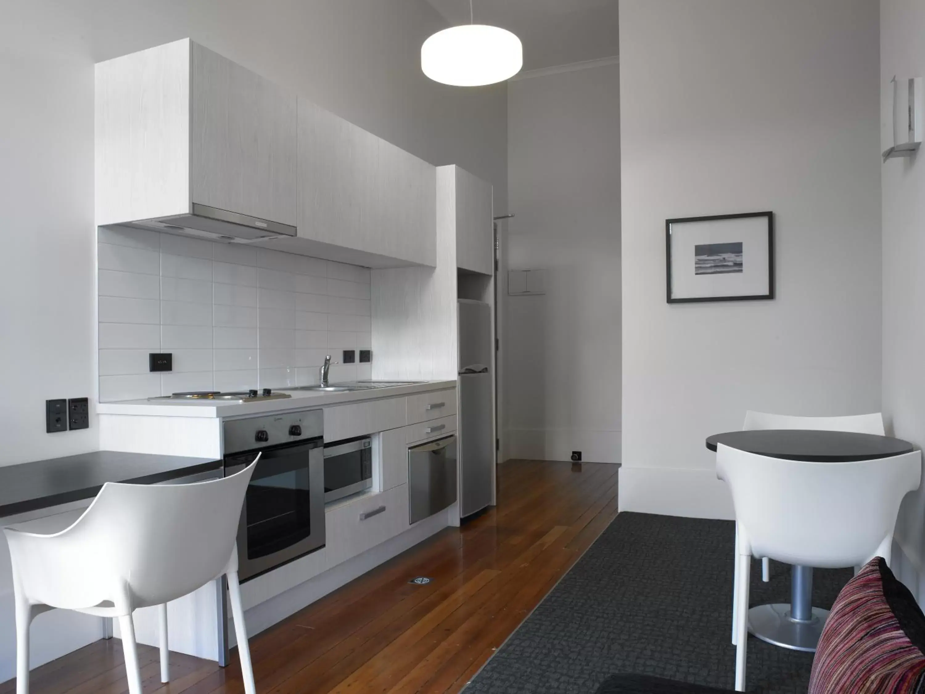 Coffee/tea facilities, Kitchen/Kitchenette in Quest Napier Serviced Apartments