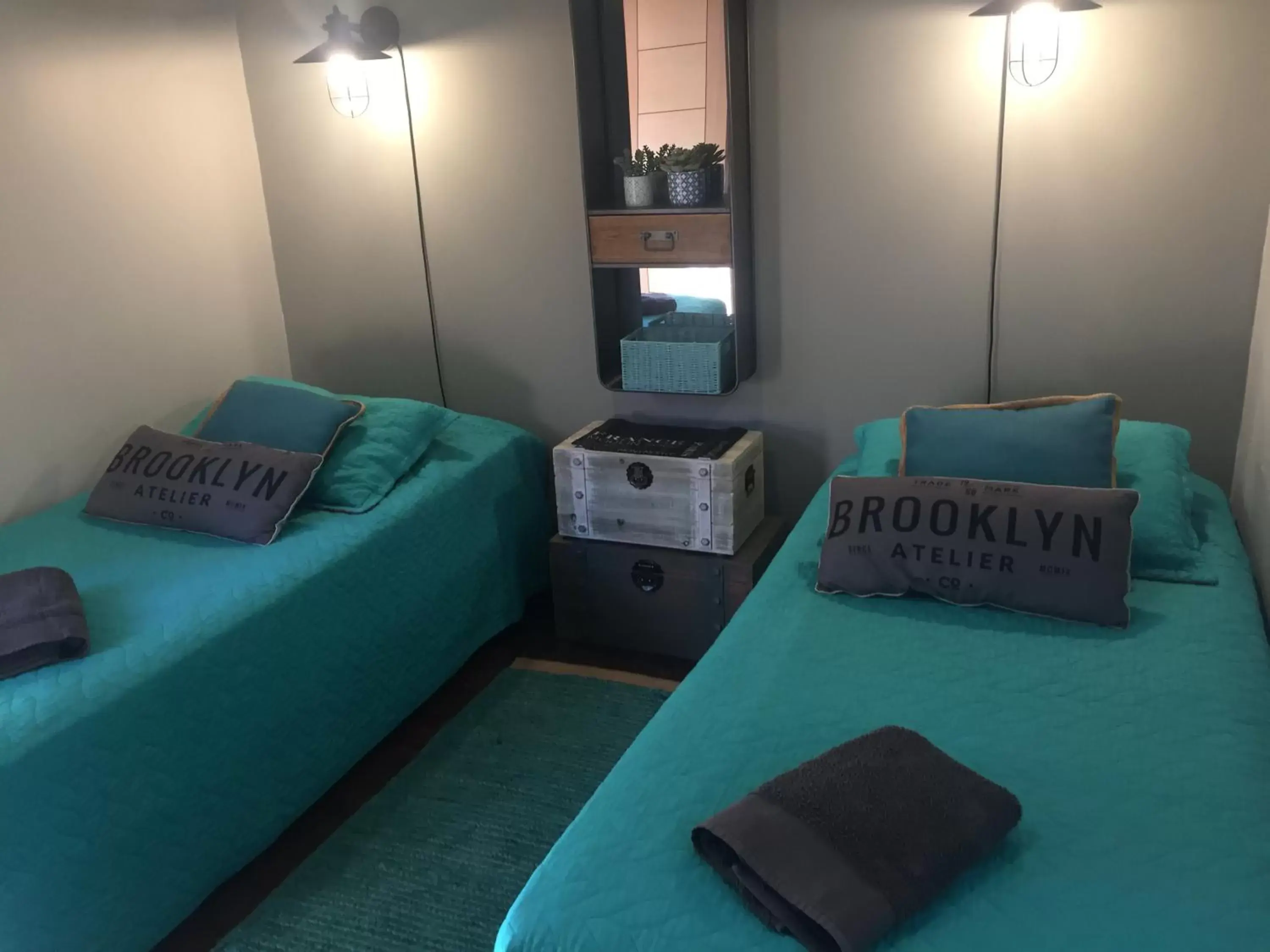 Twin Room with two single beds in Rent apart Las Condes Twin Room with two single beds in Rent apart Las Condes