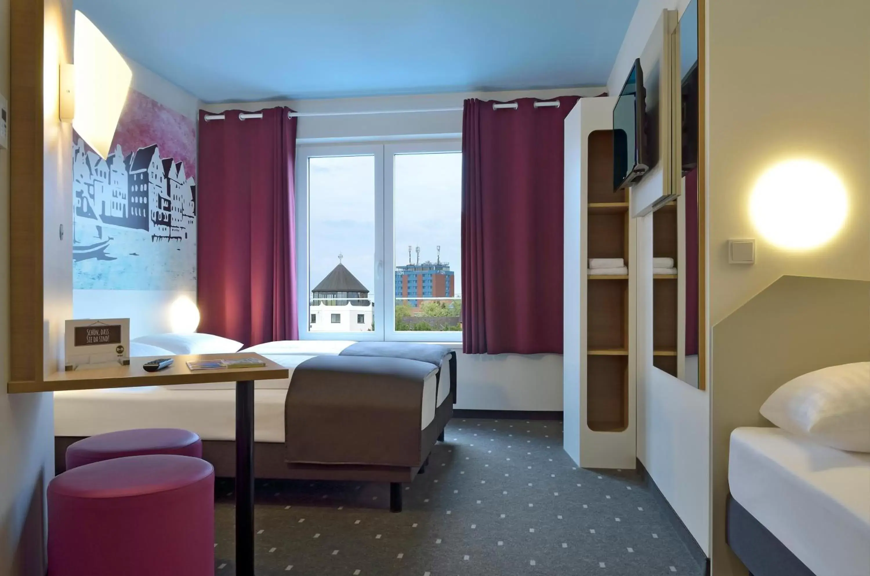 Photo of the whole room in B&B Hotel Lüneburg