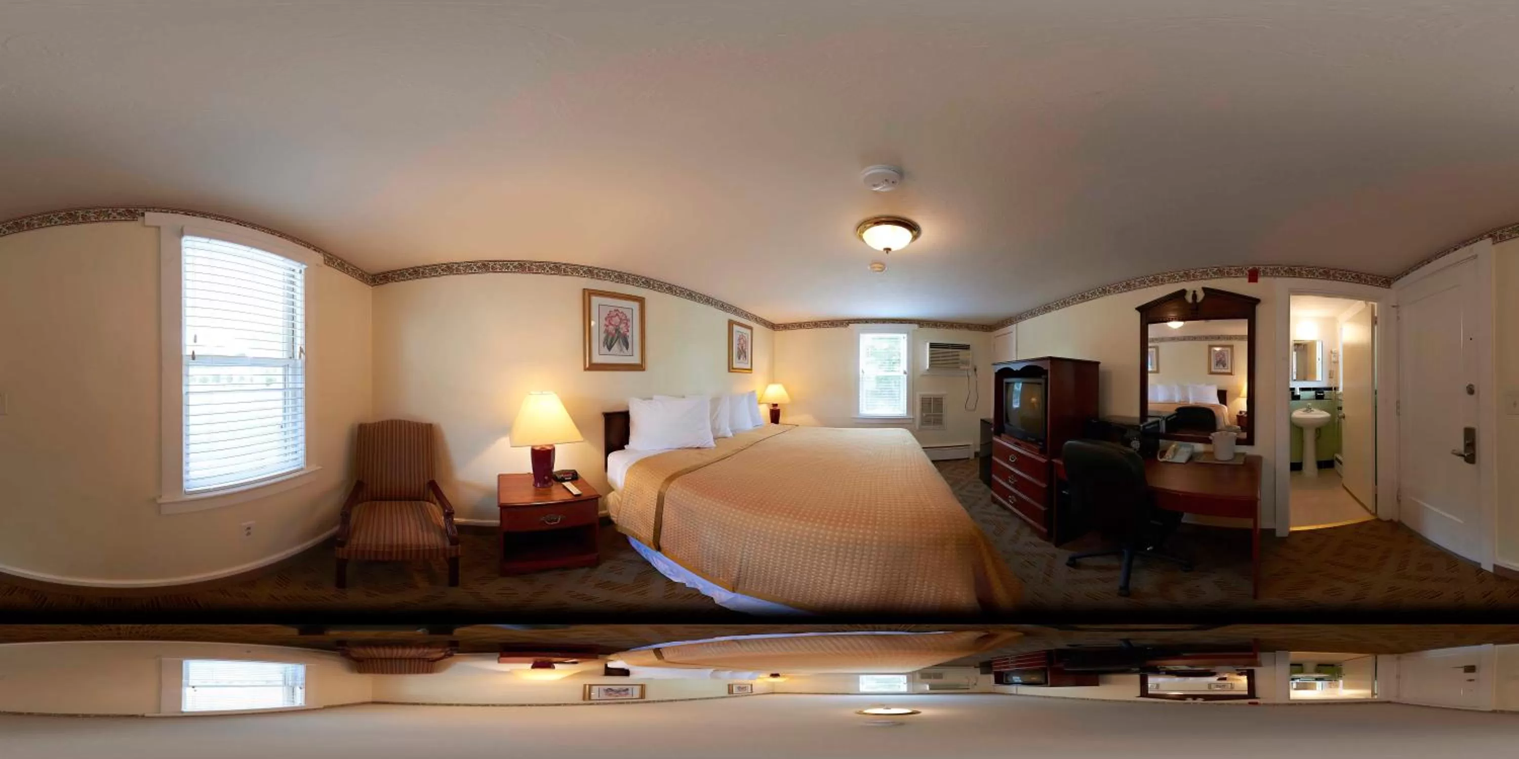 Photo of the whole room in Knights Inn Centerville Cape Cod Area