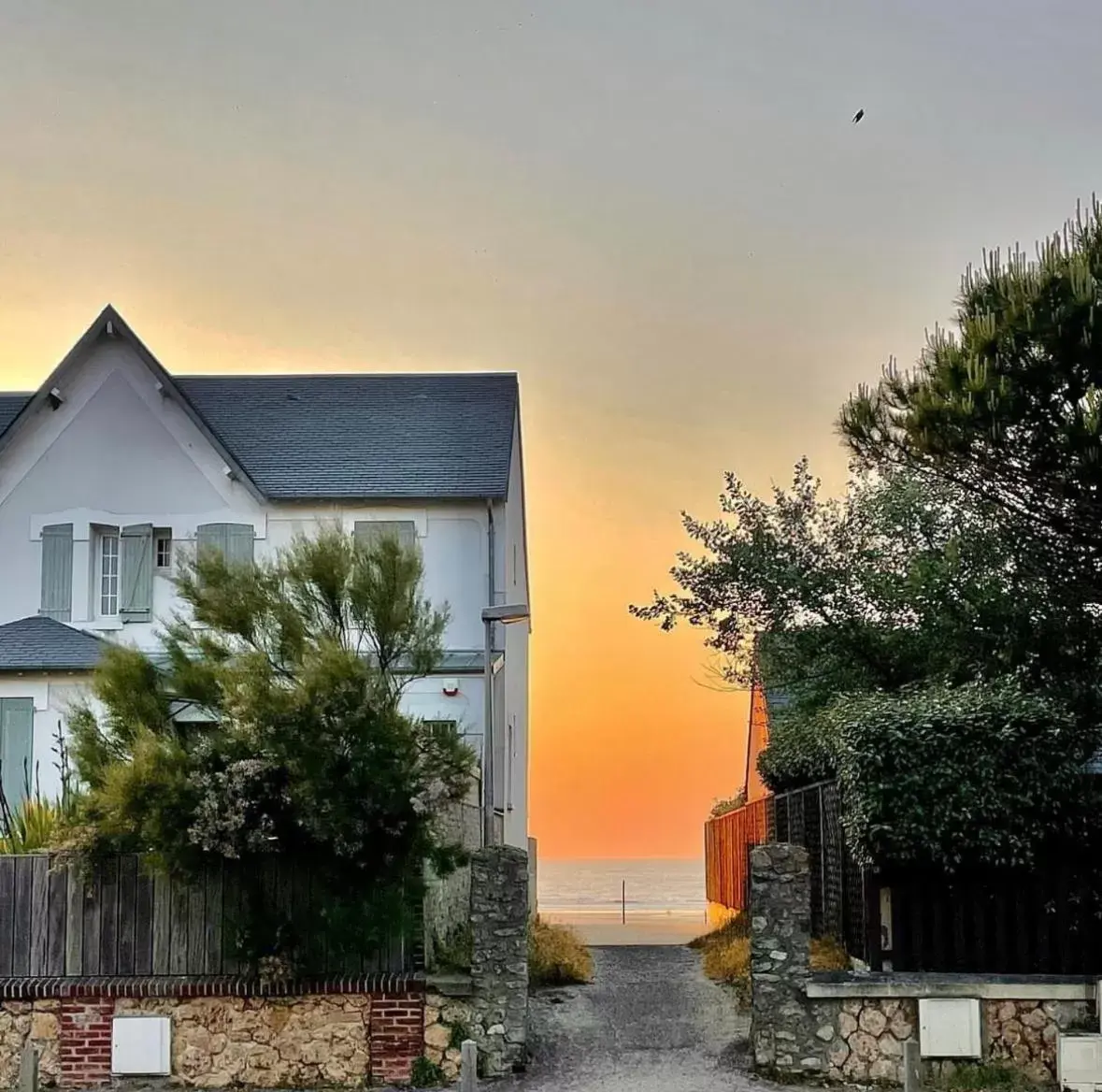 Sea view, Property Building in Hôtel De La Mer - Deauville Blonville - Boutique Hôtel de charme vue Mer