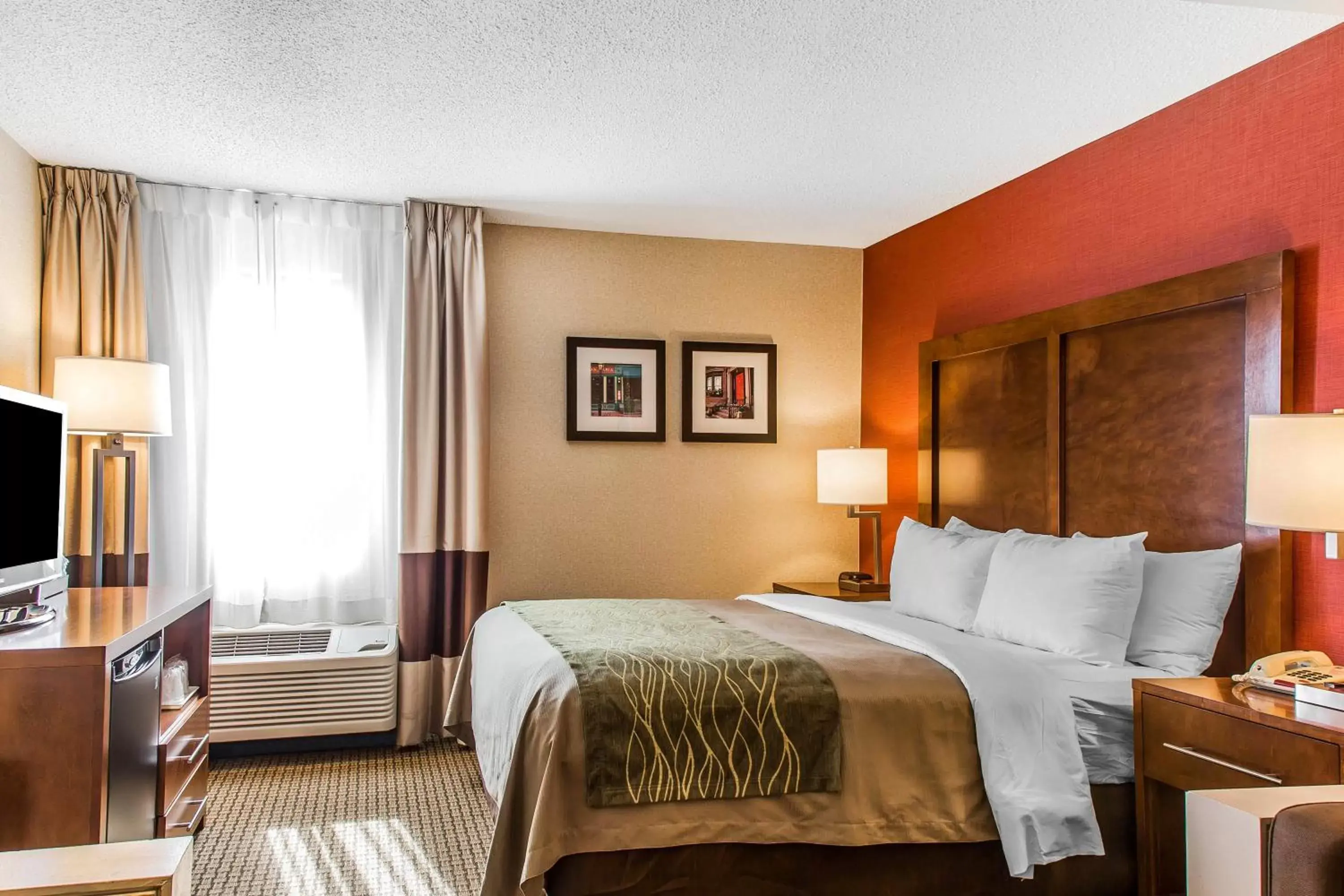 Property building in Comfort Inn Boston