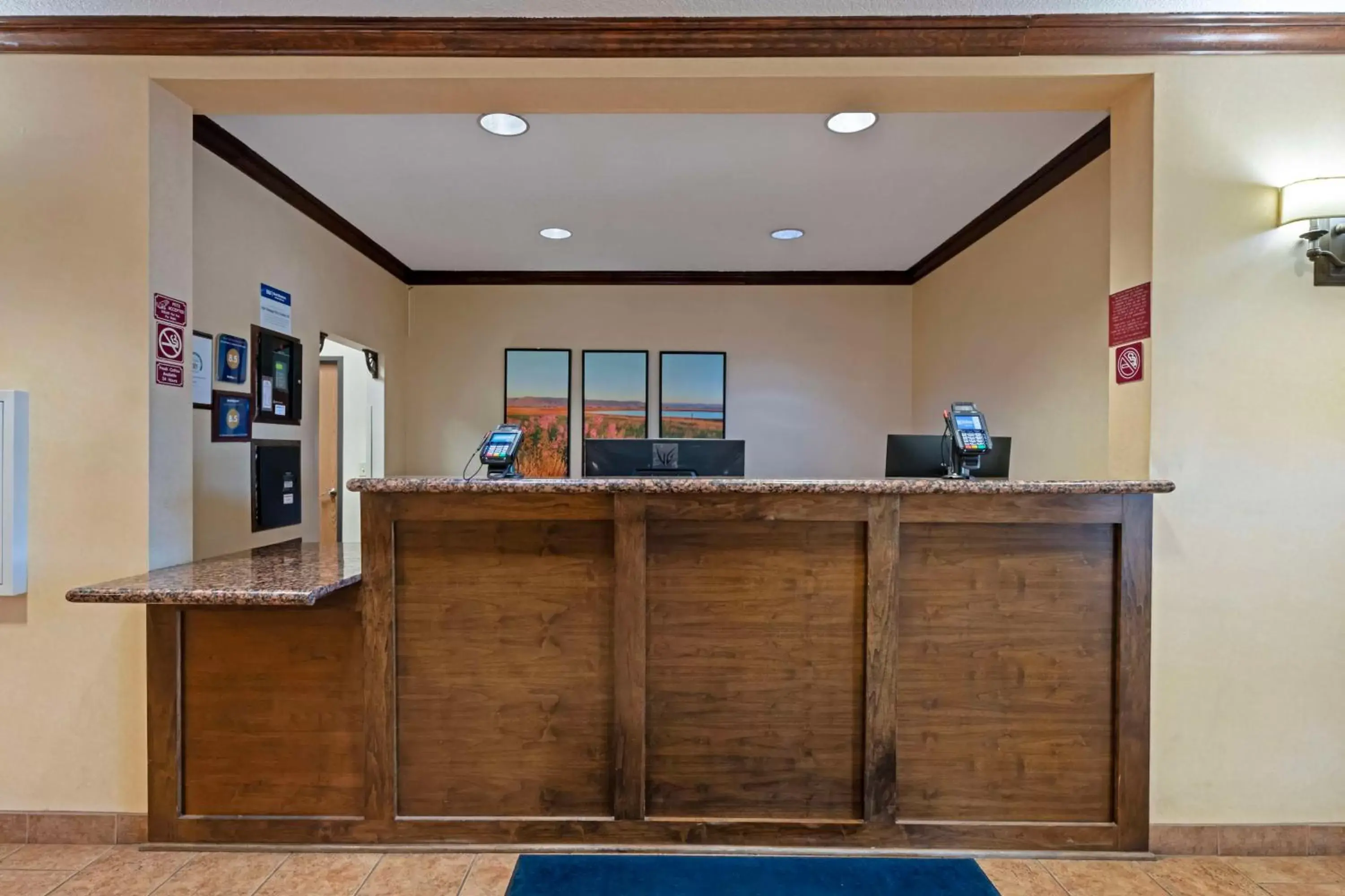 Lobby or reception, Lobby/Reception in Best Western Laramie Inn & Suites