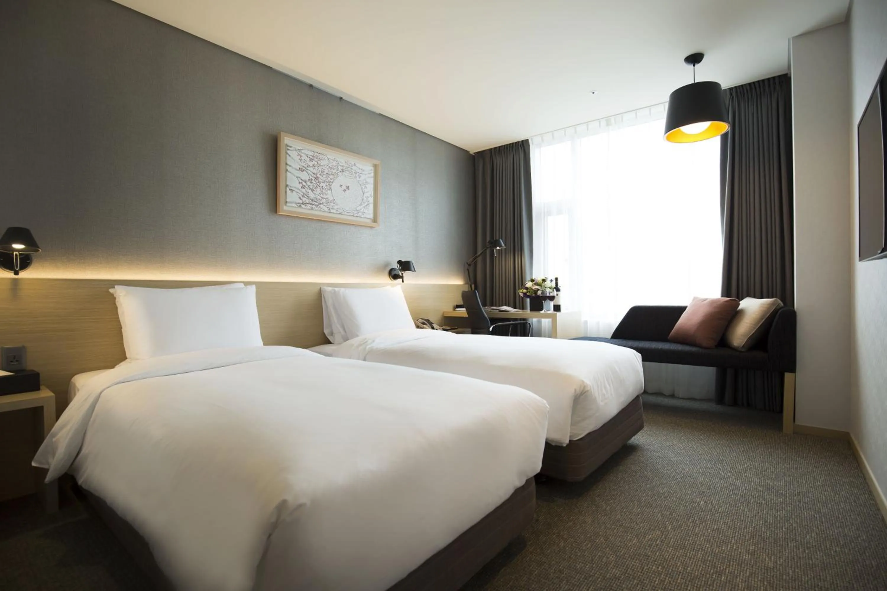 Photo of the whole room, Bed in Arirang Hill Hotel Dongdaemun