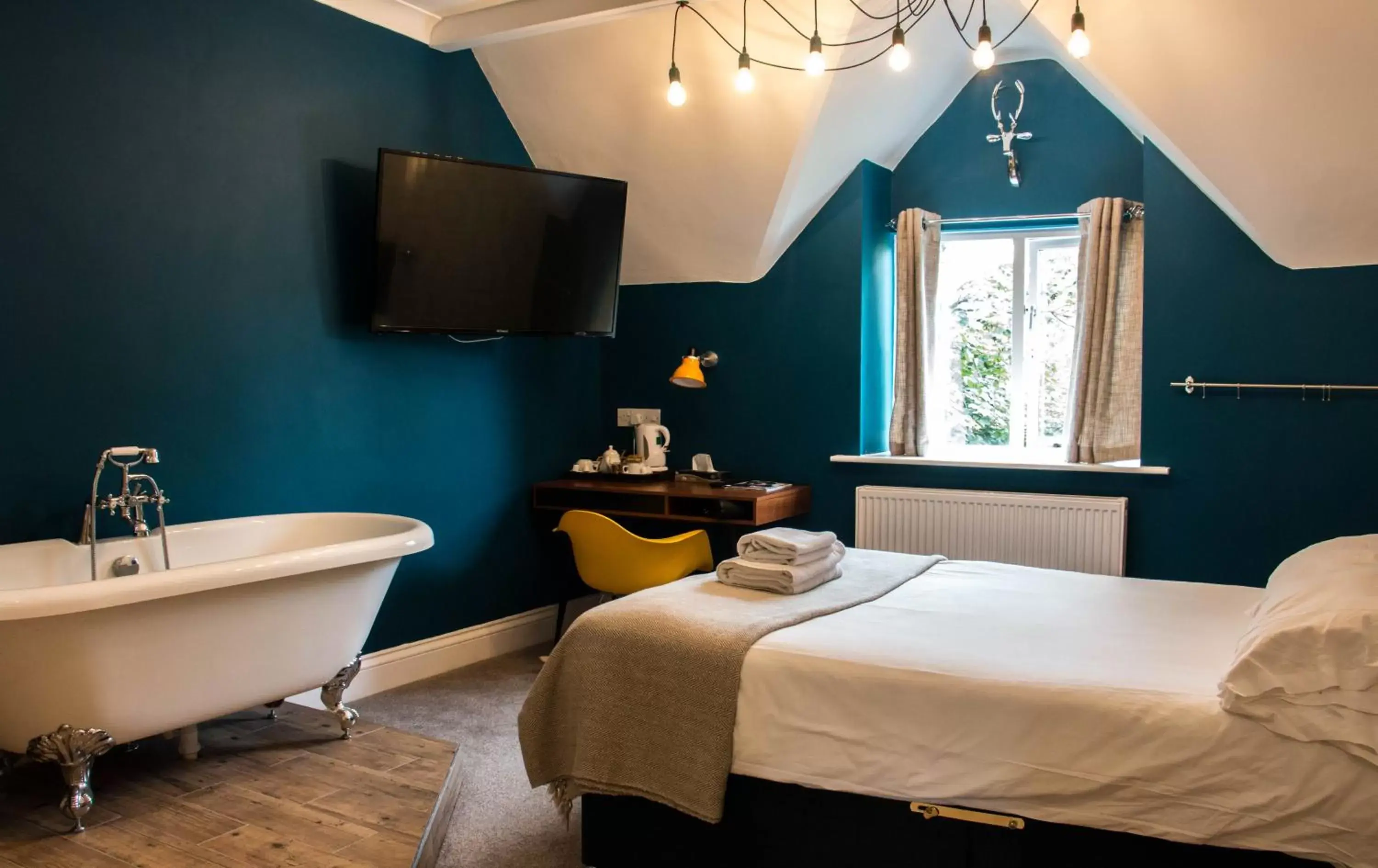 Bedroom in The Jacobean Hotel