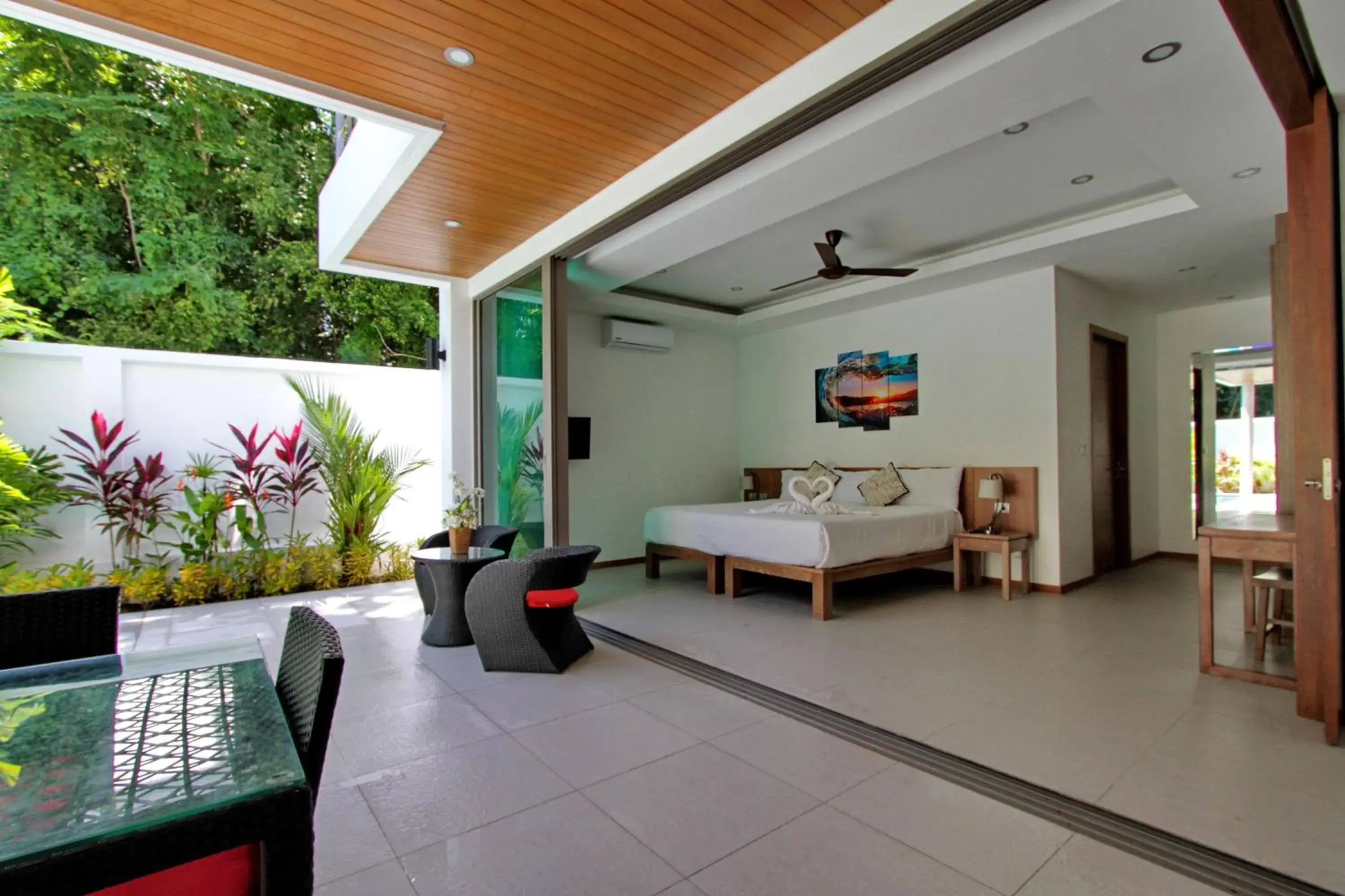 Bedroom in Ya Nui Beach Villas Bedroom in Ya Nui Beach Villas