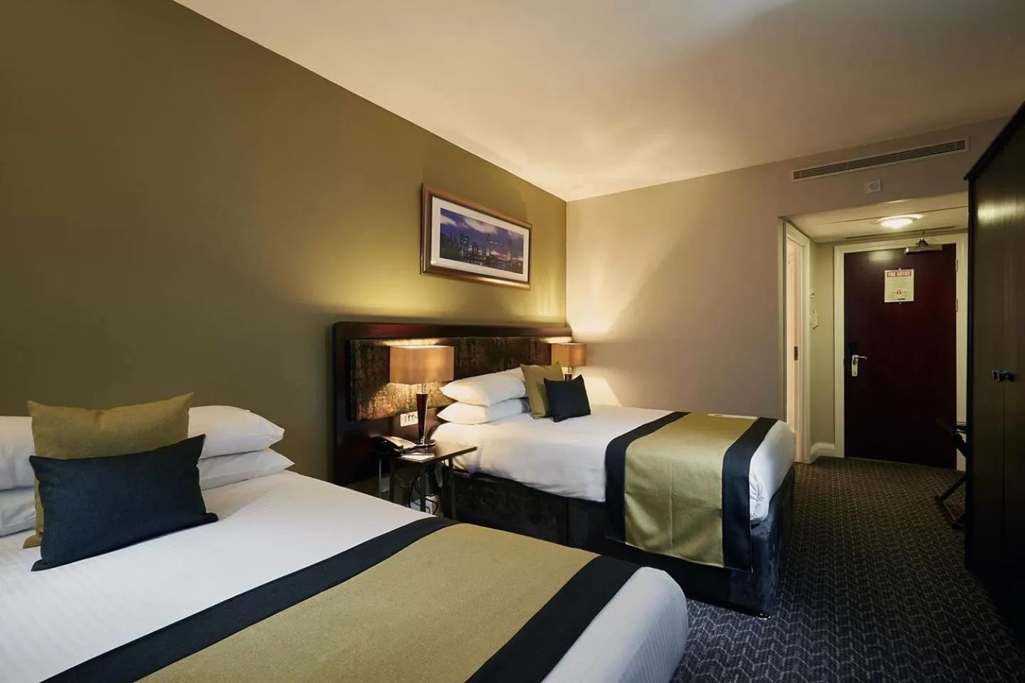 Bedroom, Bed in Stamford Bridge Hotel London