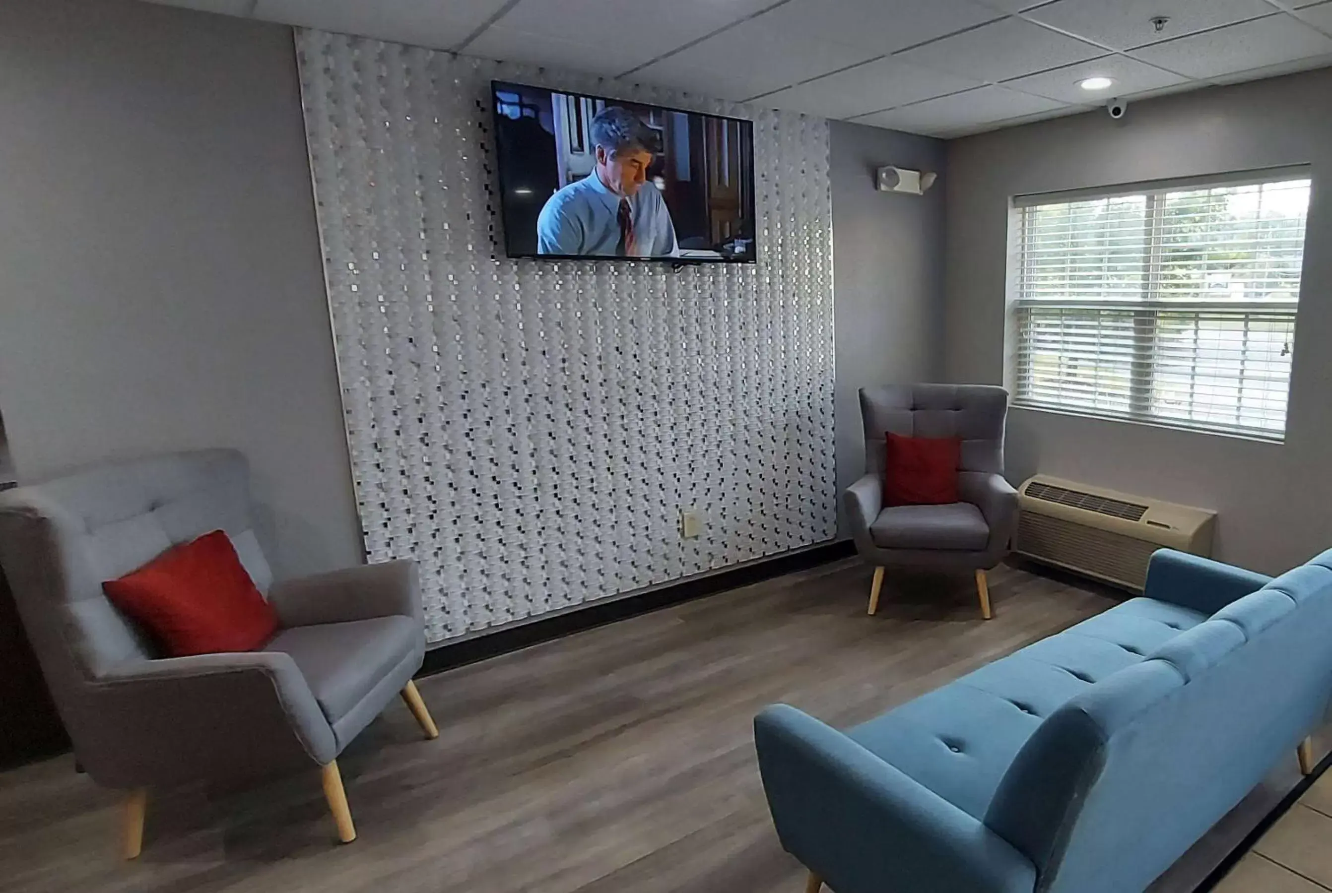 Lobby or reception in Microtel Inn & Suites by Wyndham Hoover/Birmingham Lobby or reception in Microtel Inn & Suites by Wyndham Hoover/Birmingham