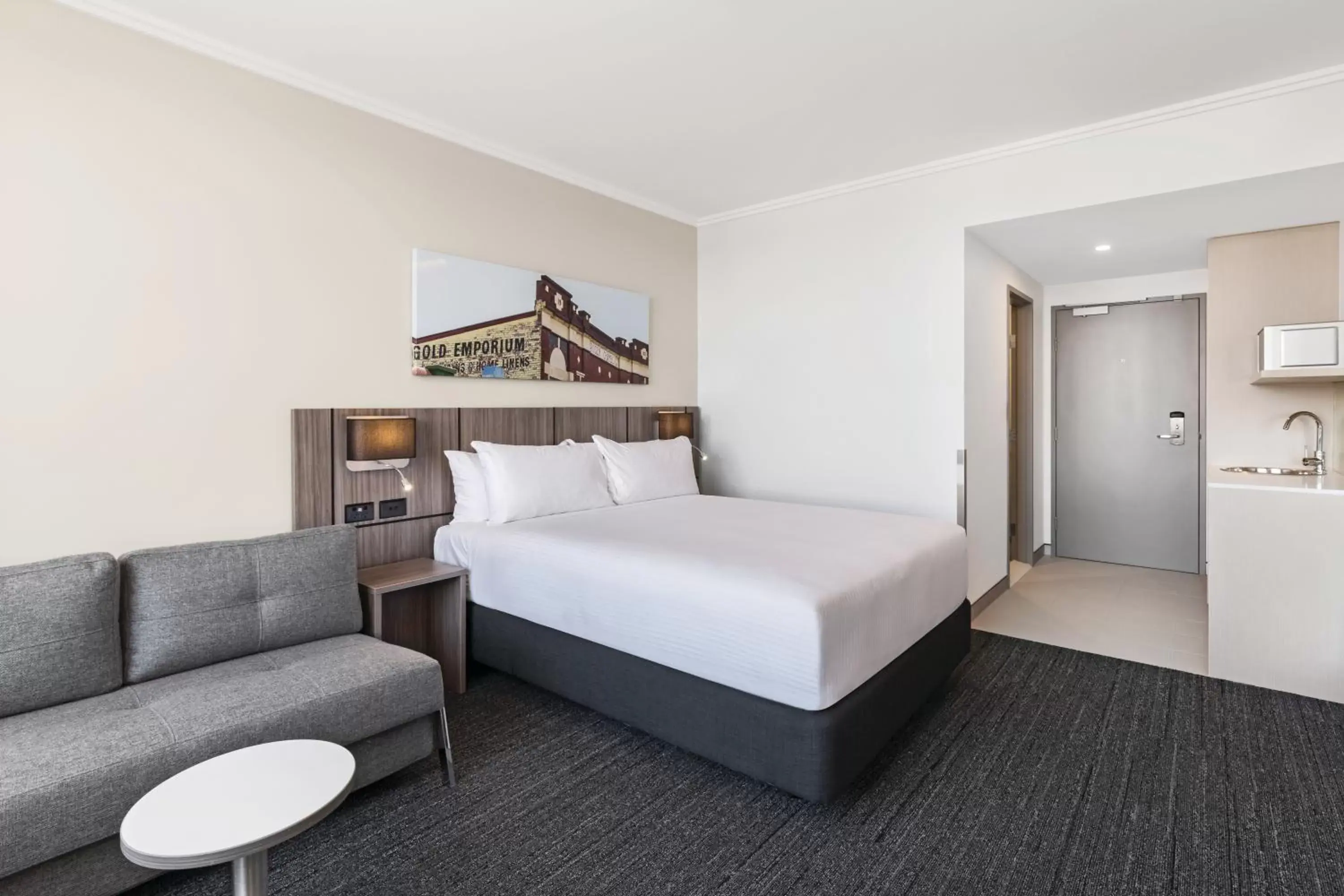 Bed in Mercure Sydney Bankstown