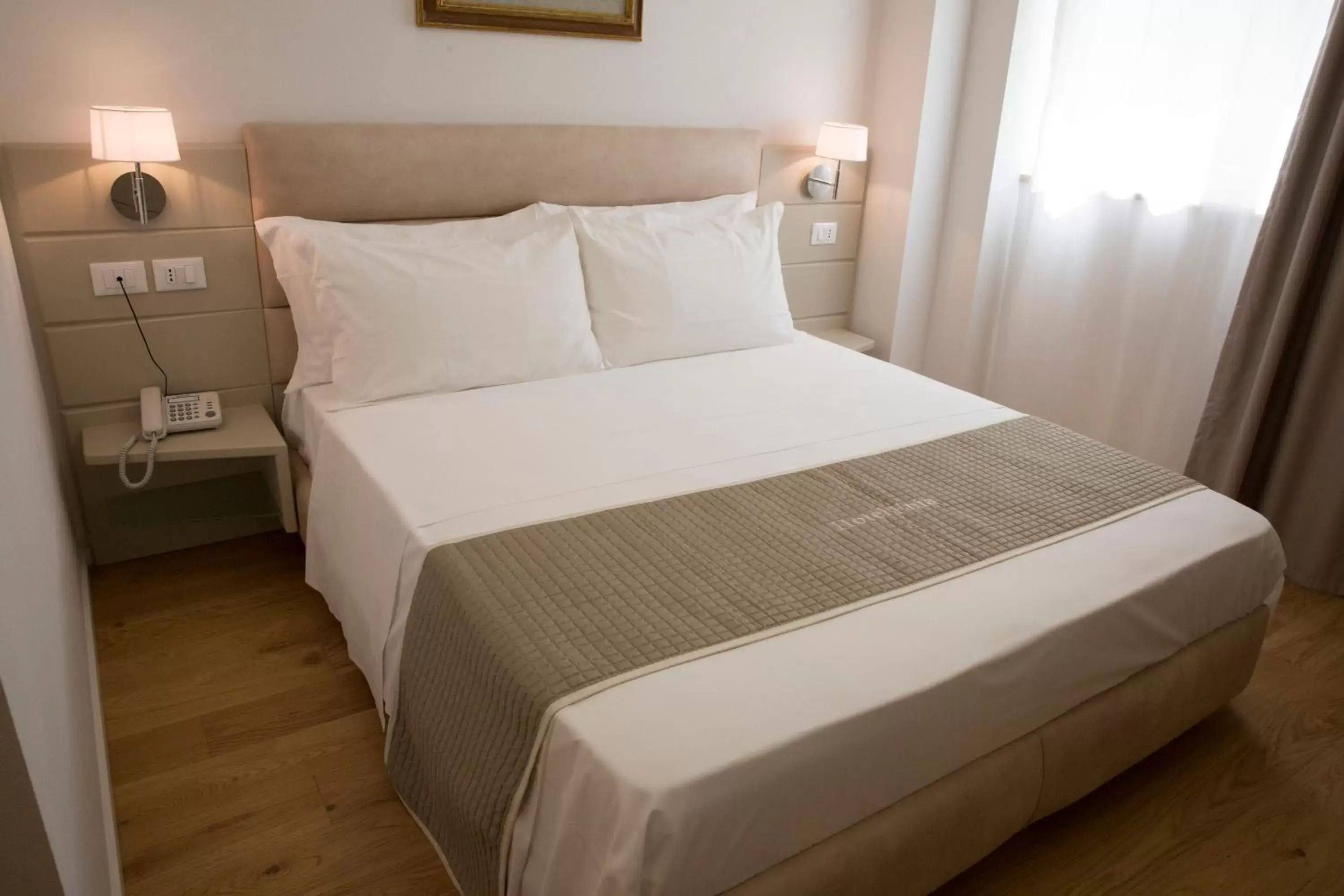 Bed in Boutique Hotel Enia