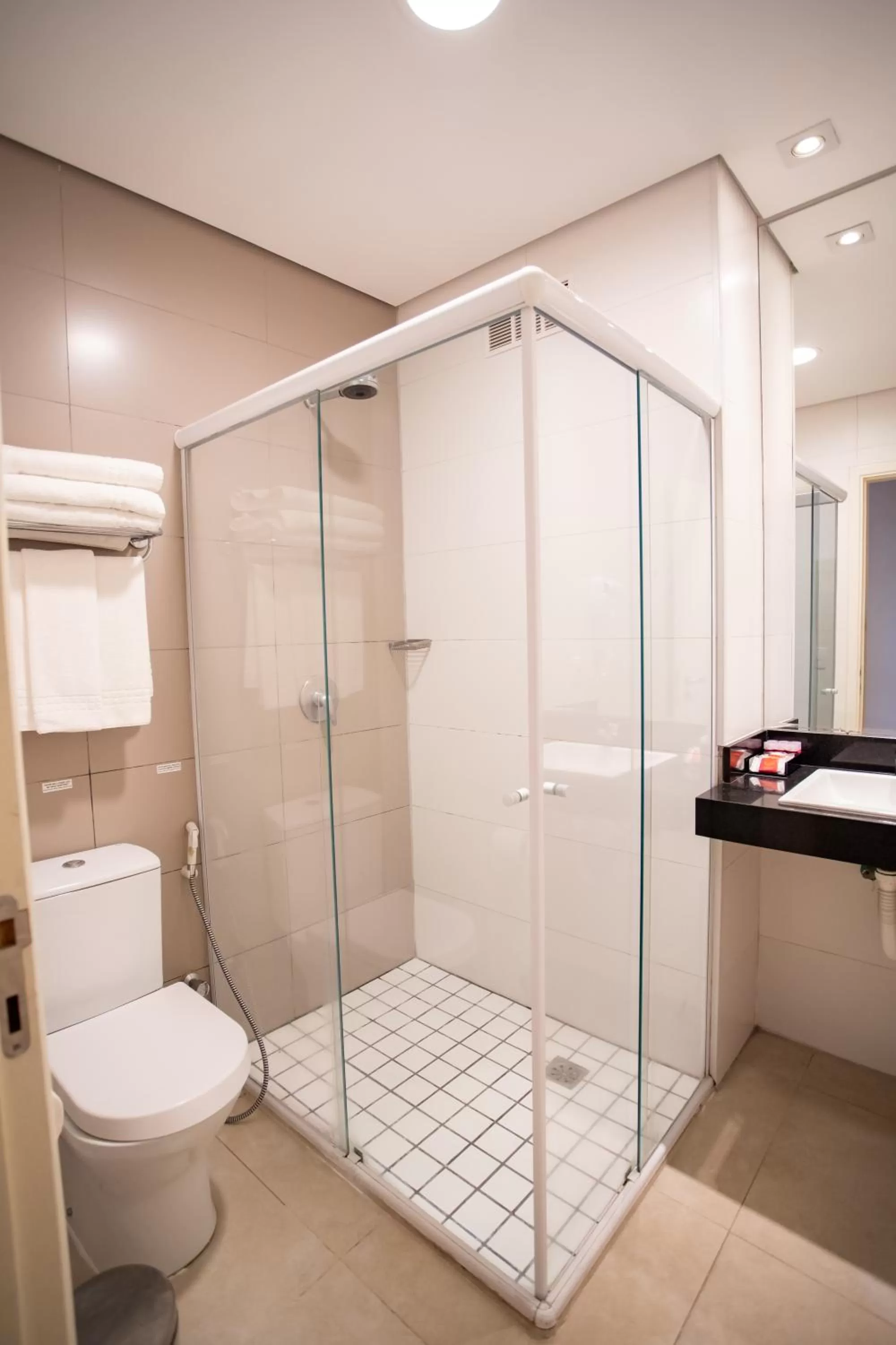 Shower in Zahara Hotel