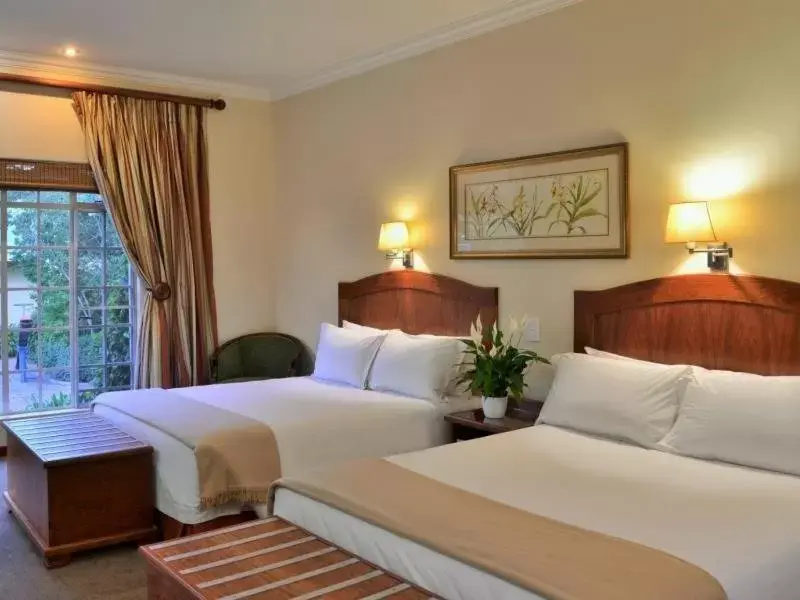 Bedroom, Bed in Protea Hotel by Marriott Polokwane Ranch Resort