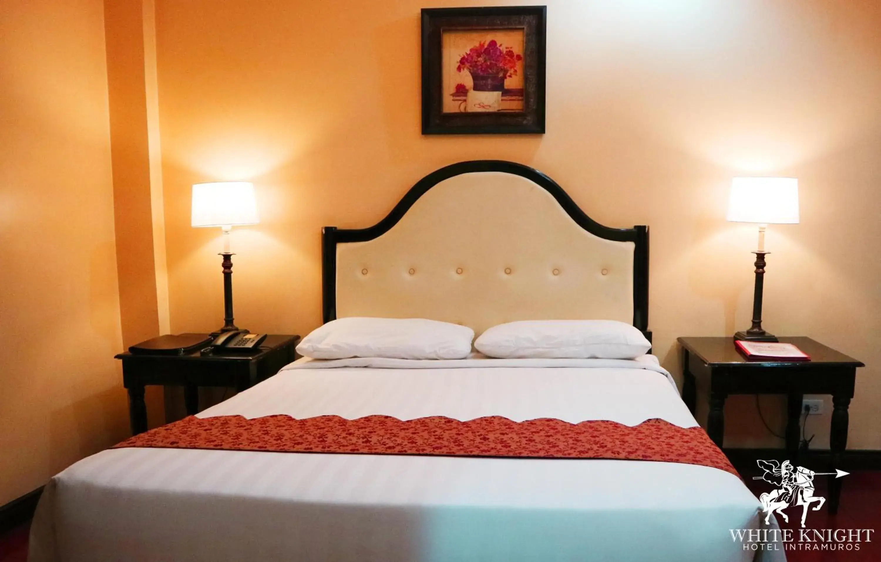 Bed in White Knight Hotel Intramuros