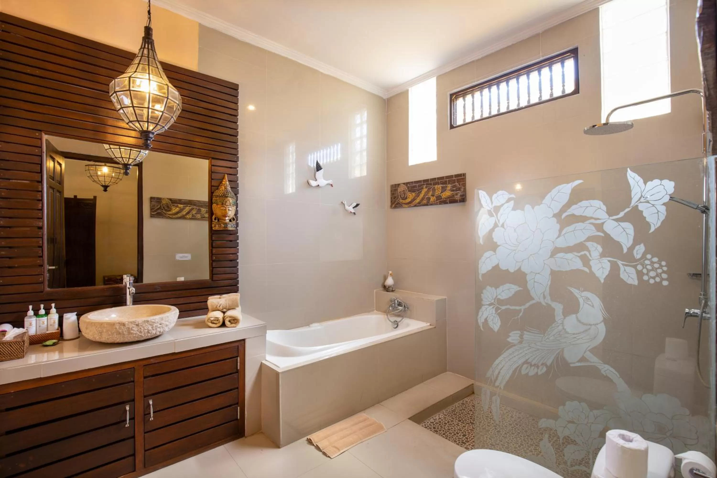 Bathroom in Green Field Hotel and Restaurant