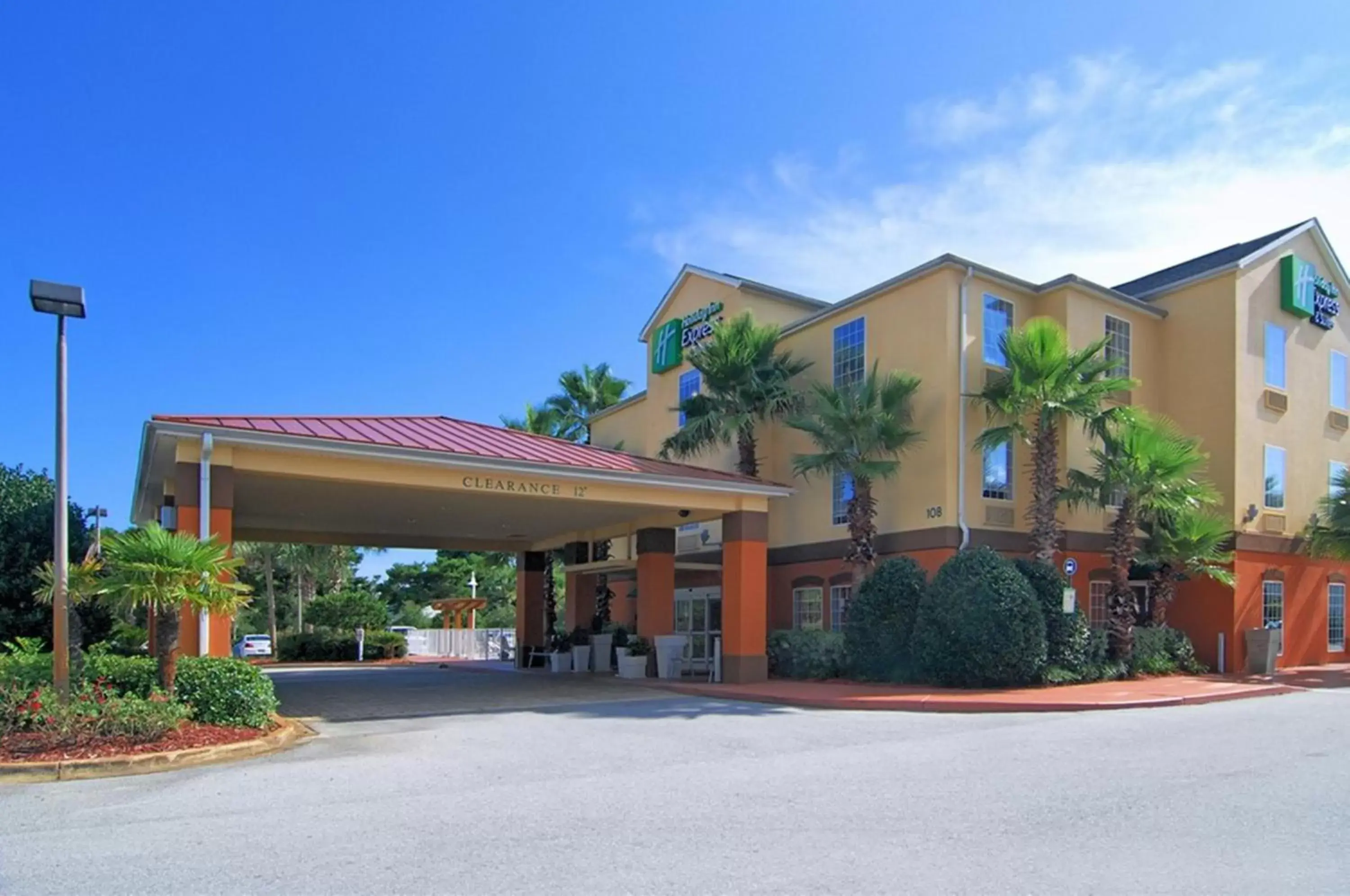 Property Building in Holiday Inn Express Destin E - Commons Mall Area, an IHG Hotel