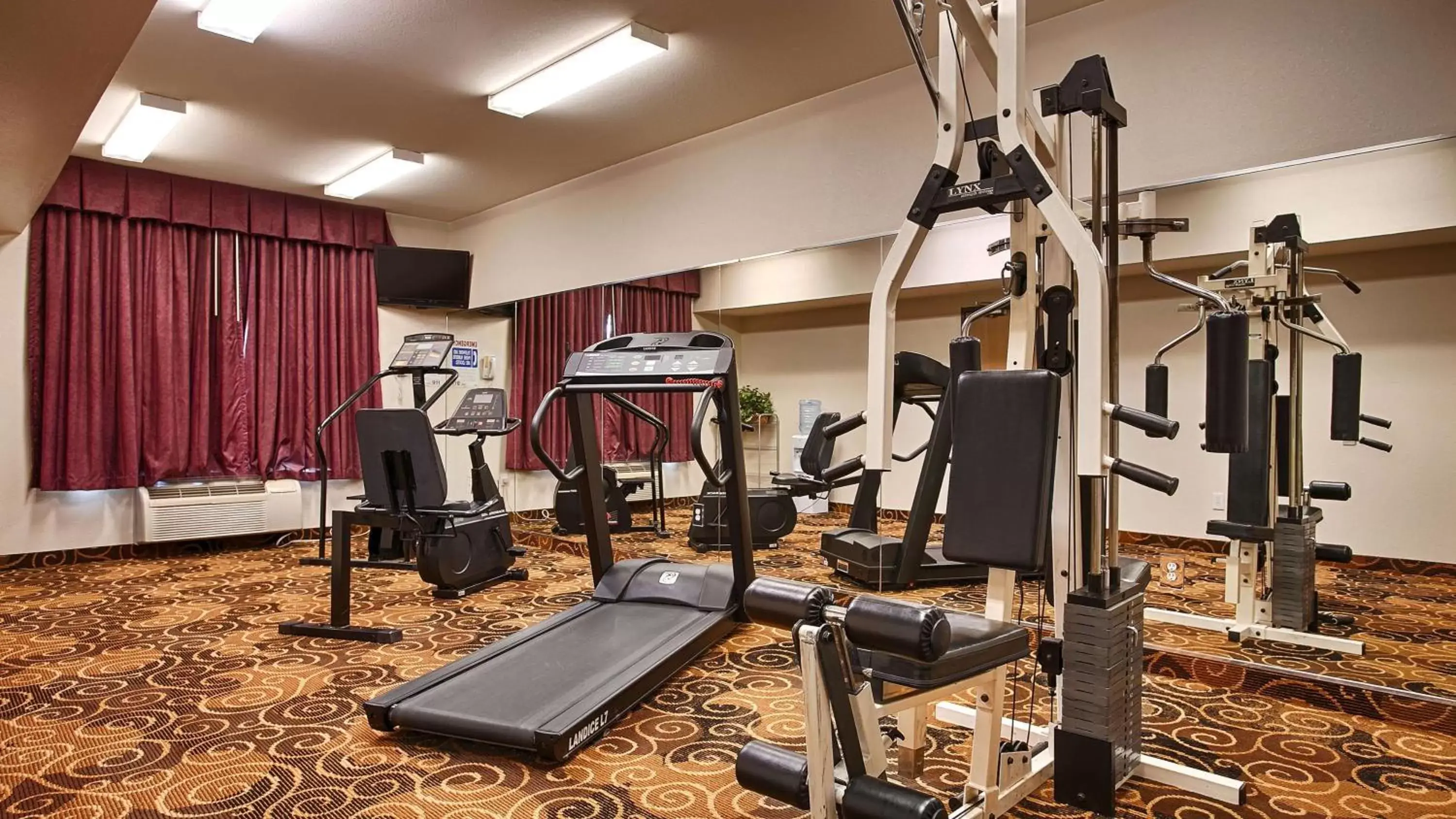 Fitness centre/facilities, Fitness Center/Facilities in Best Western Northwest Inn