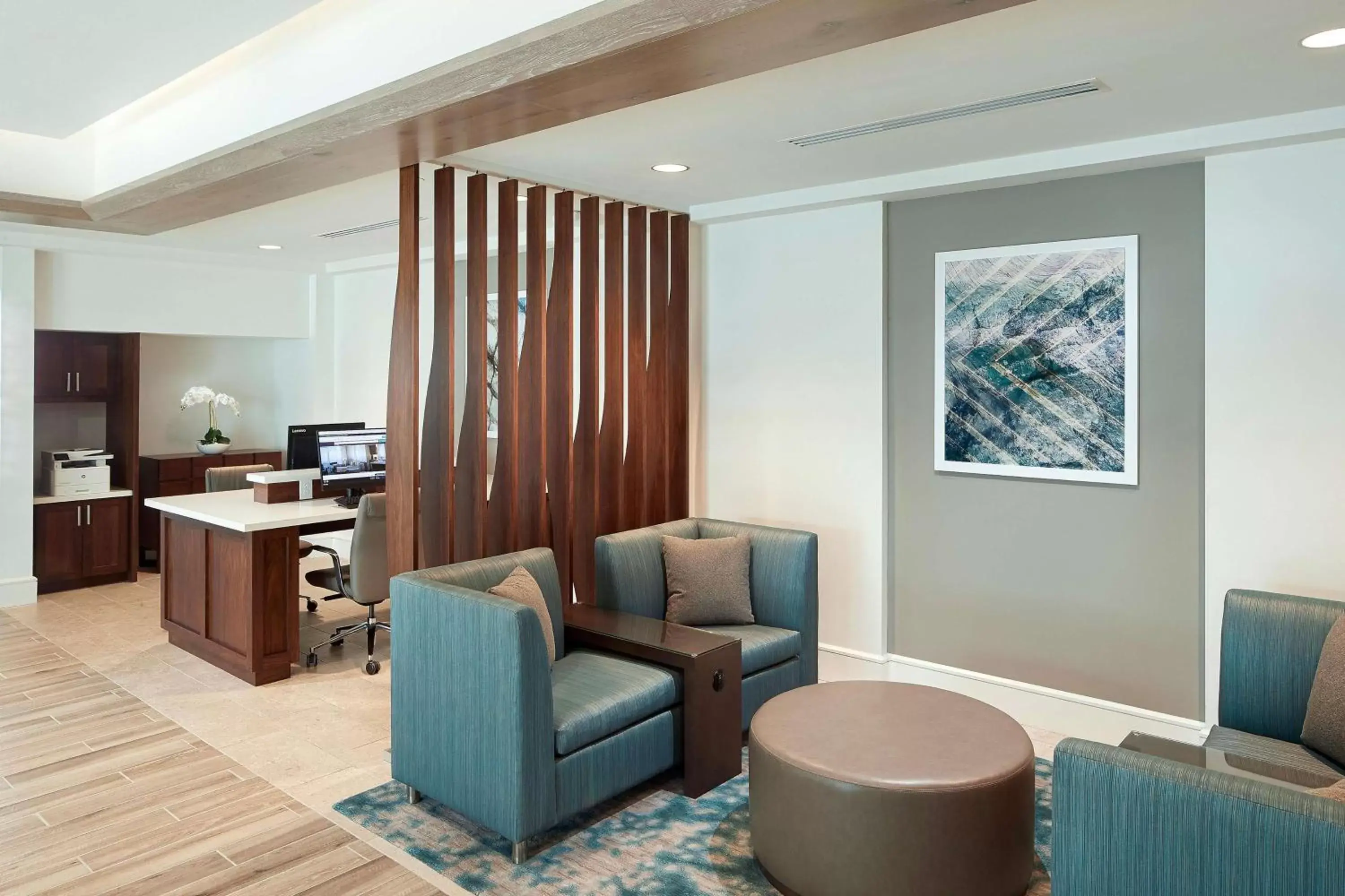 Business facilities, Seating Area in Hilton Grand Vacations Club Ocean Enclave Myrtle Beach