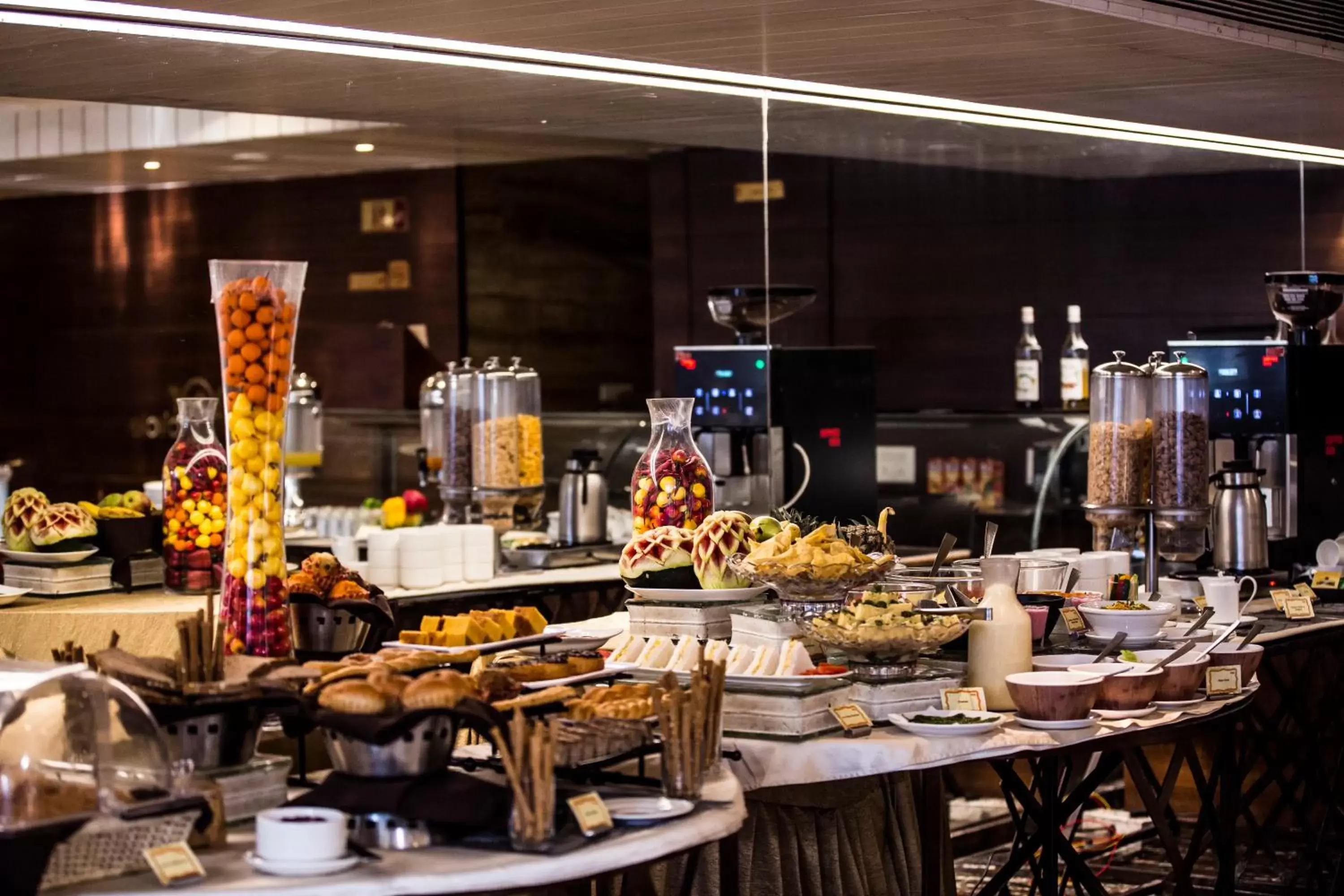 Buffet breakfast, Restaurant/Places to Eat in Bizz The Hotel