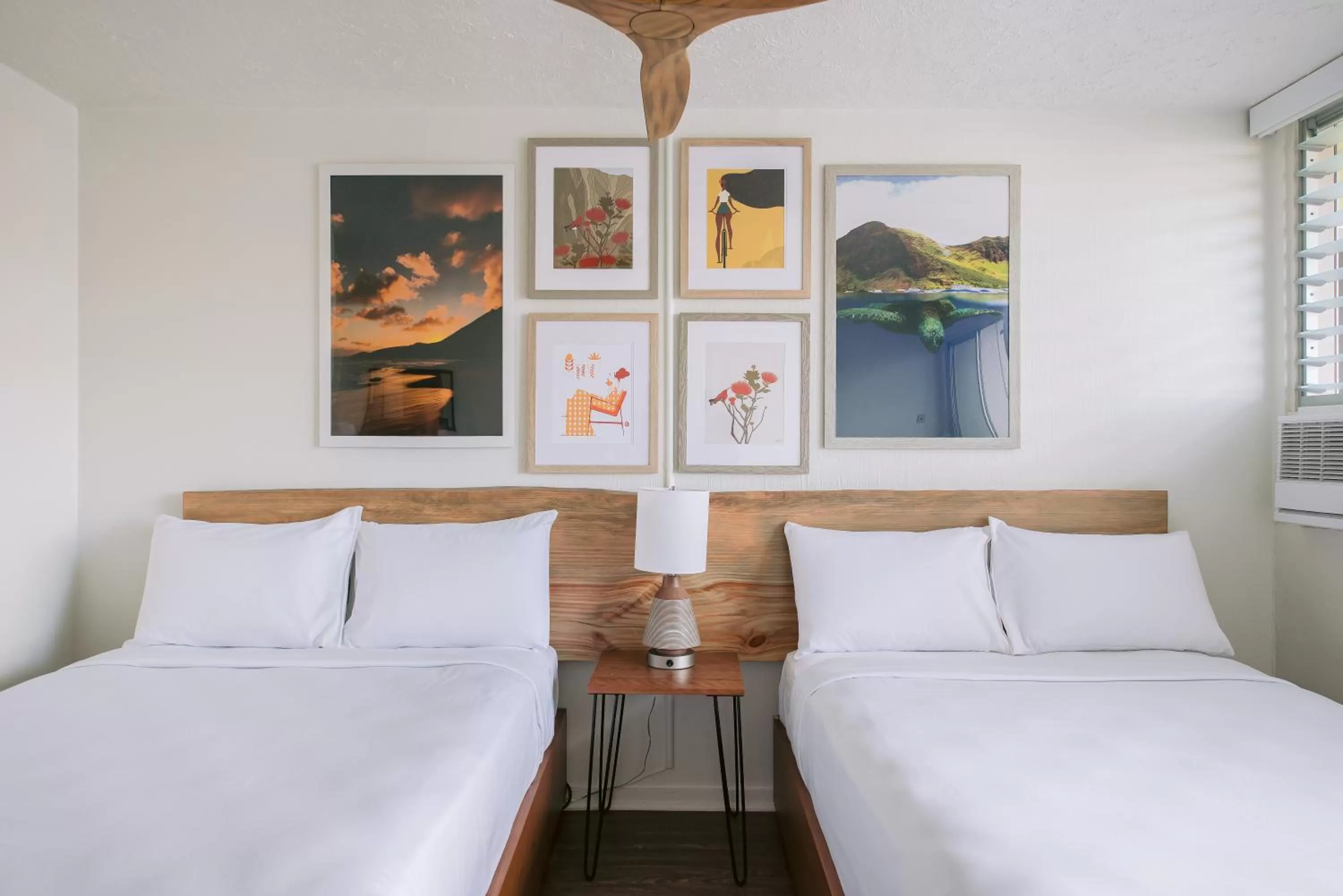 Decorative detail, Bed in SCP Hilo Hotel