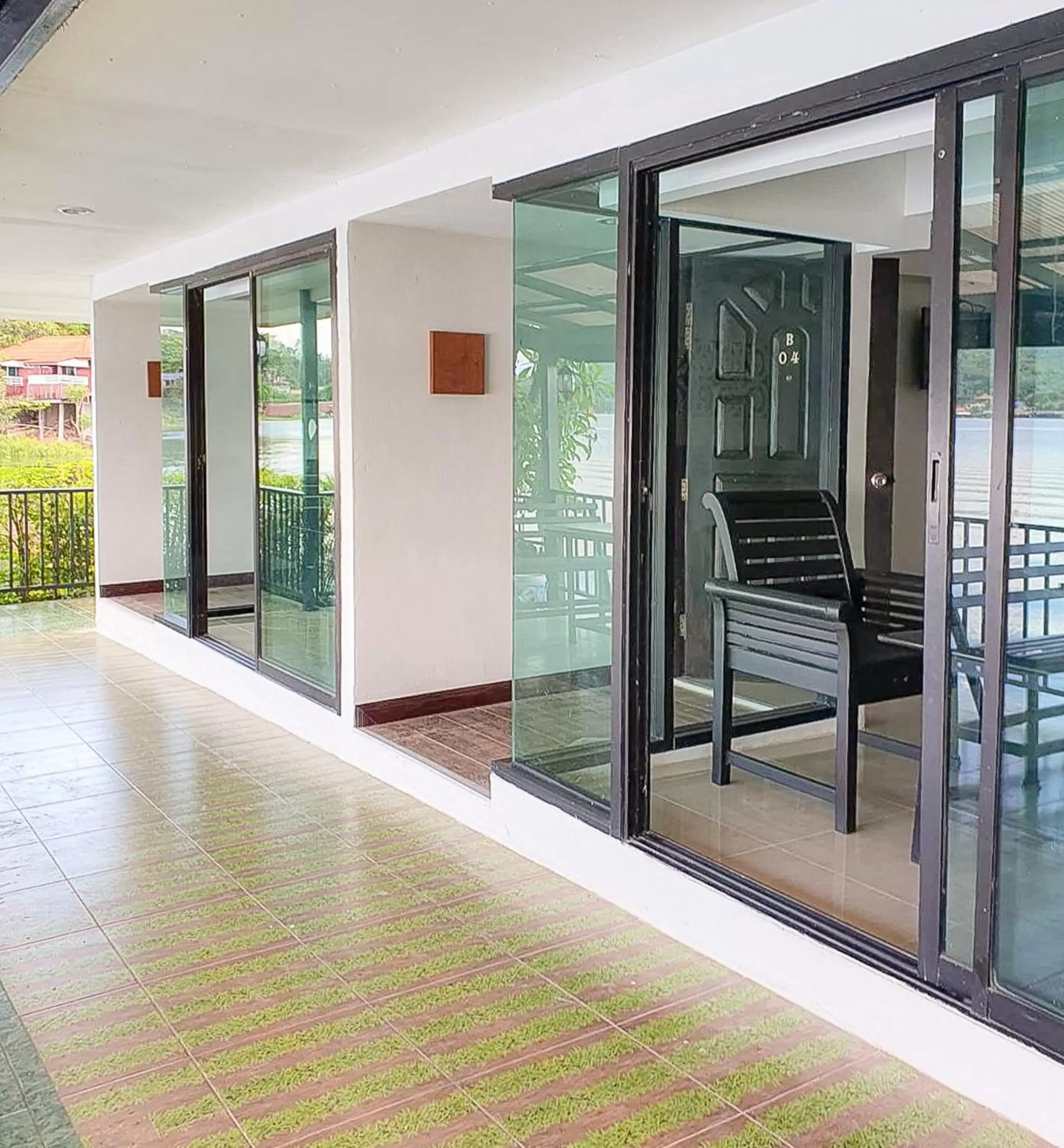 Seating area in Phornpailin Riverside Resort