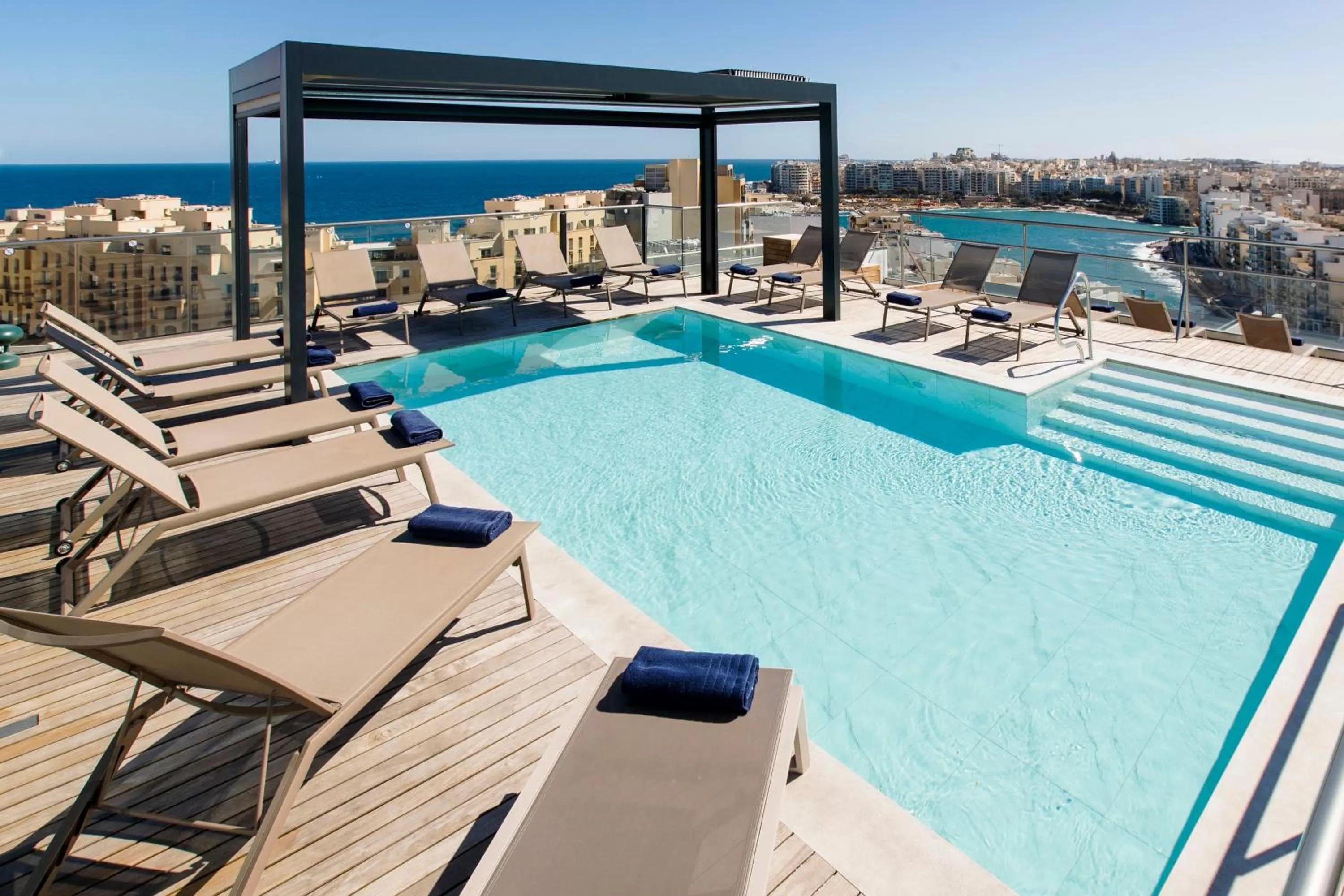 Swimming pool in Mercure St. Julian's Malta