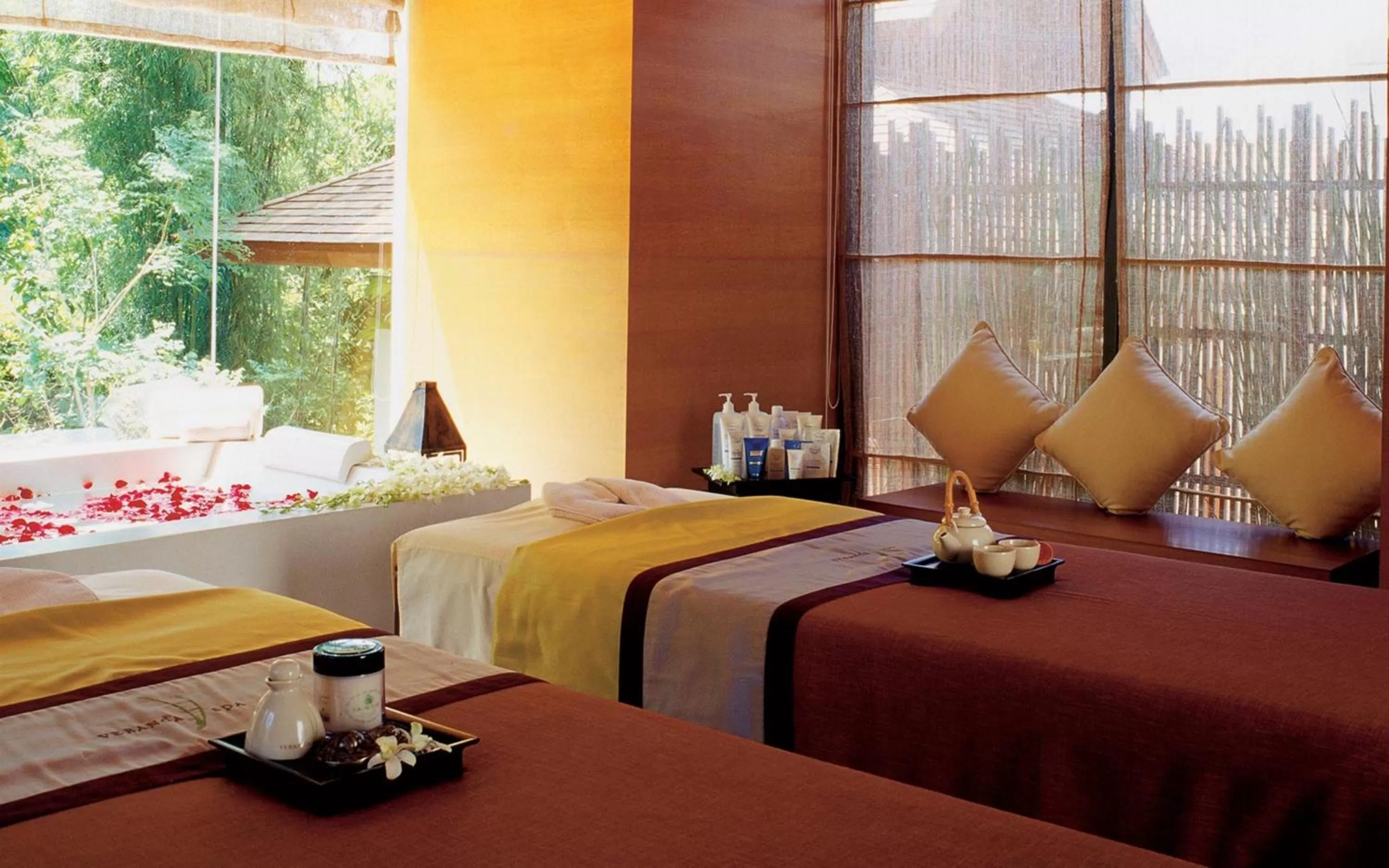 Spa and wellness centre/facilities, Bed in Veranda Chiang Mai Suite
