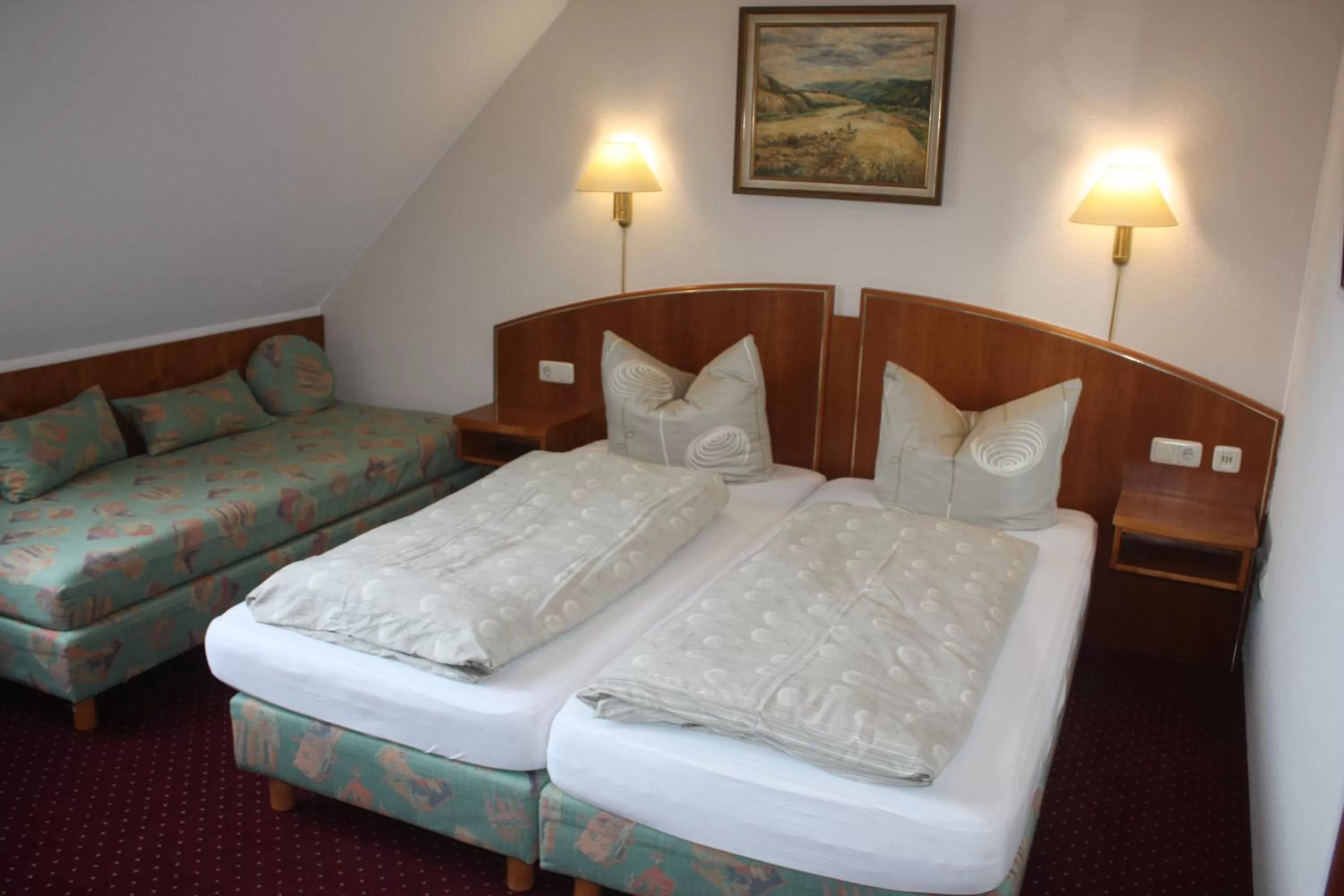 Bed in Landhotel Garni am Mühlenwörth