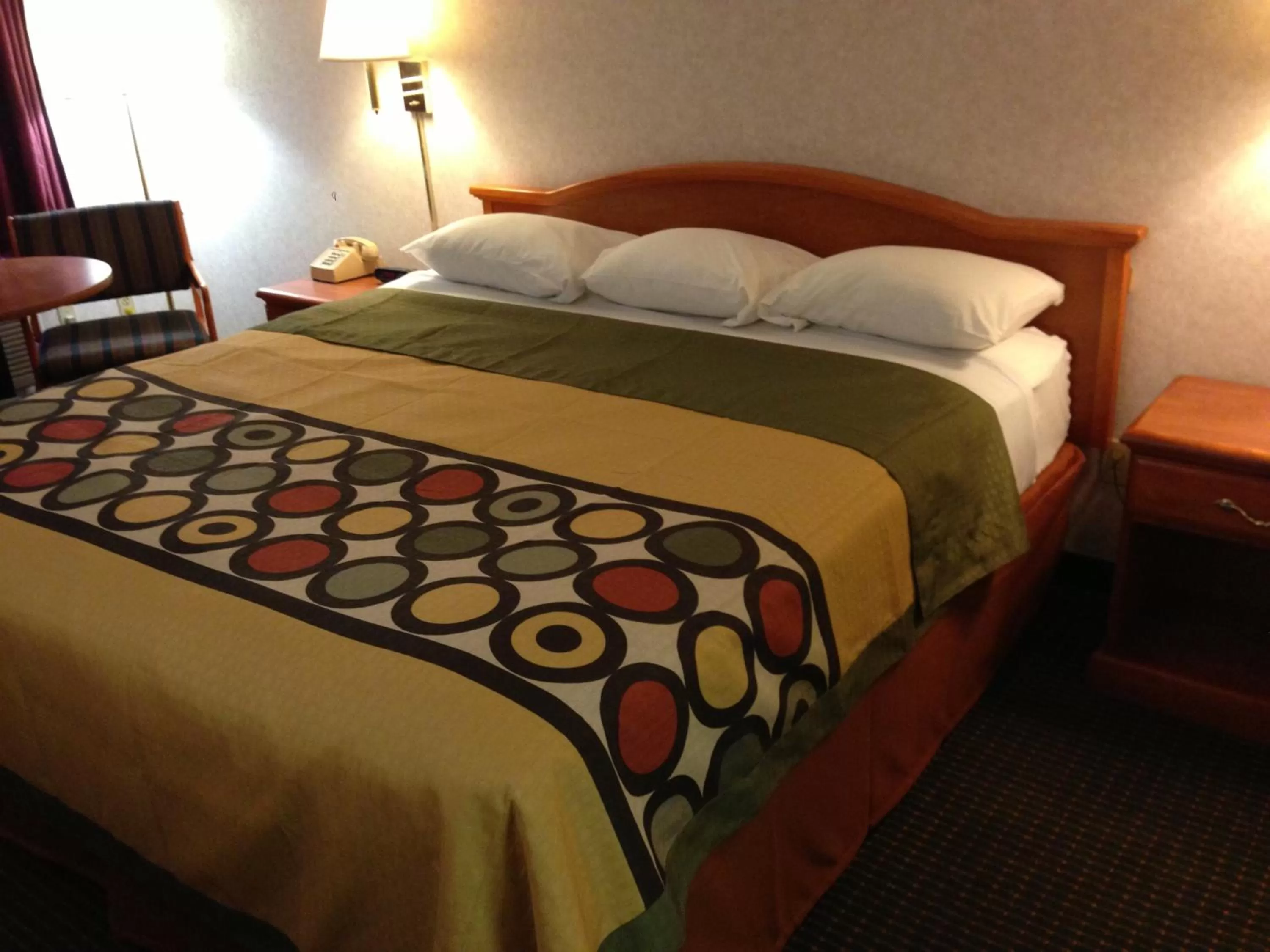 King Room - Mobility Access/Non-Smoking in Super 8 by Wyndham Ashburn