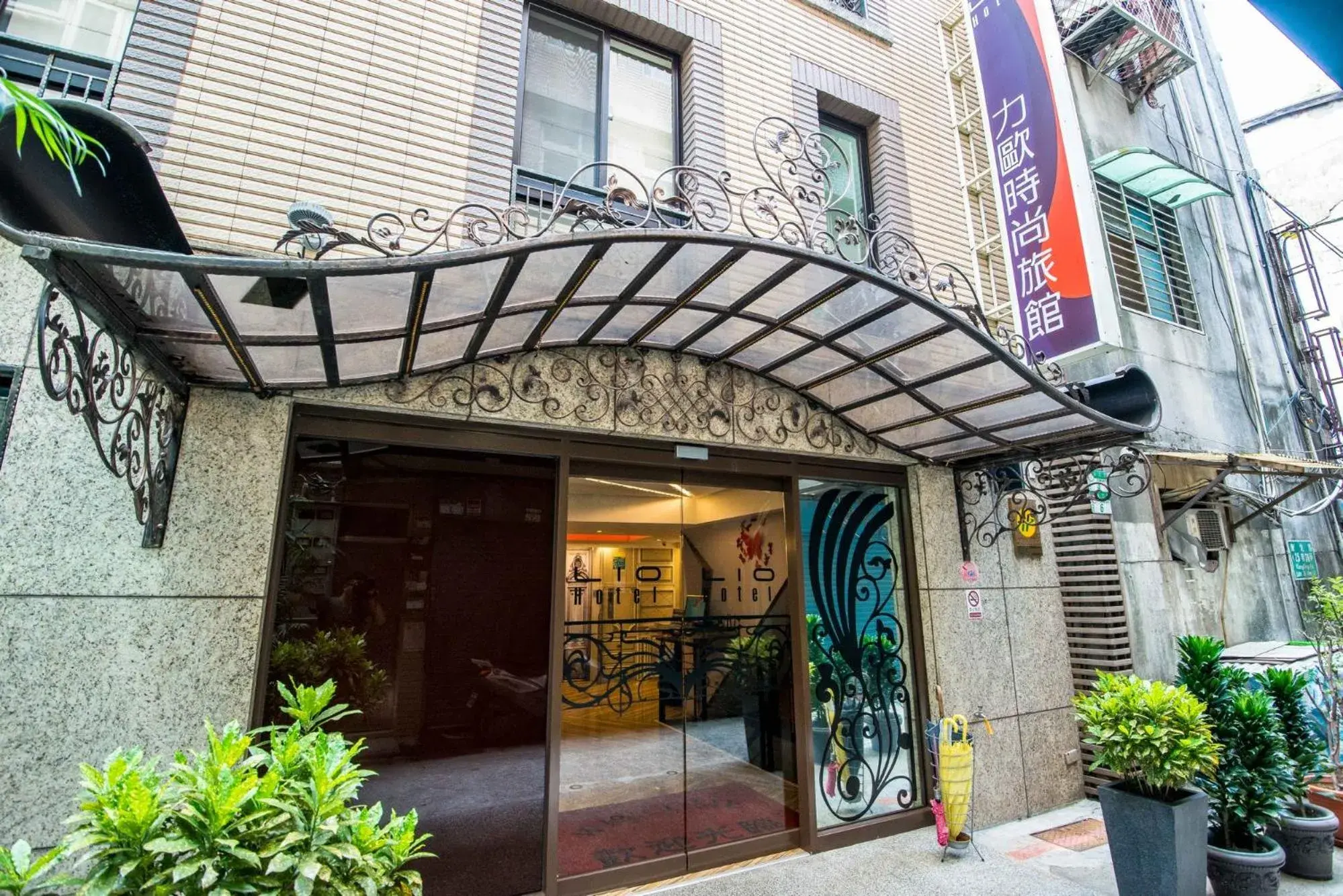 Facade/entrance in Lio Hotel - Ximending