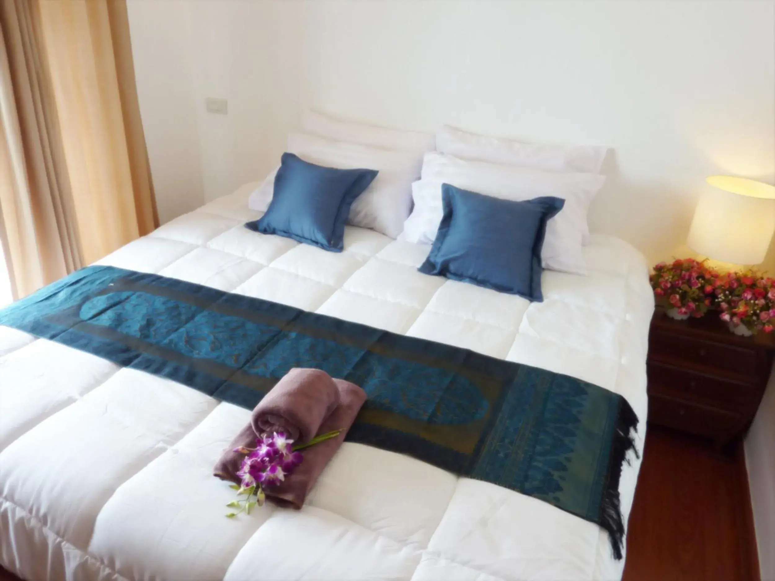 Bed in Tara Raft Bed in Tara Raft