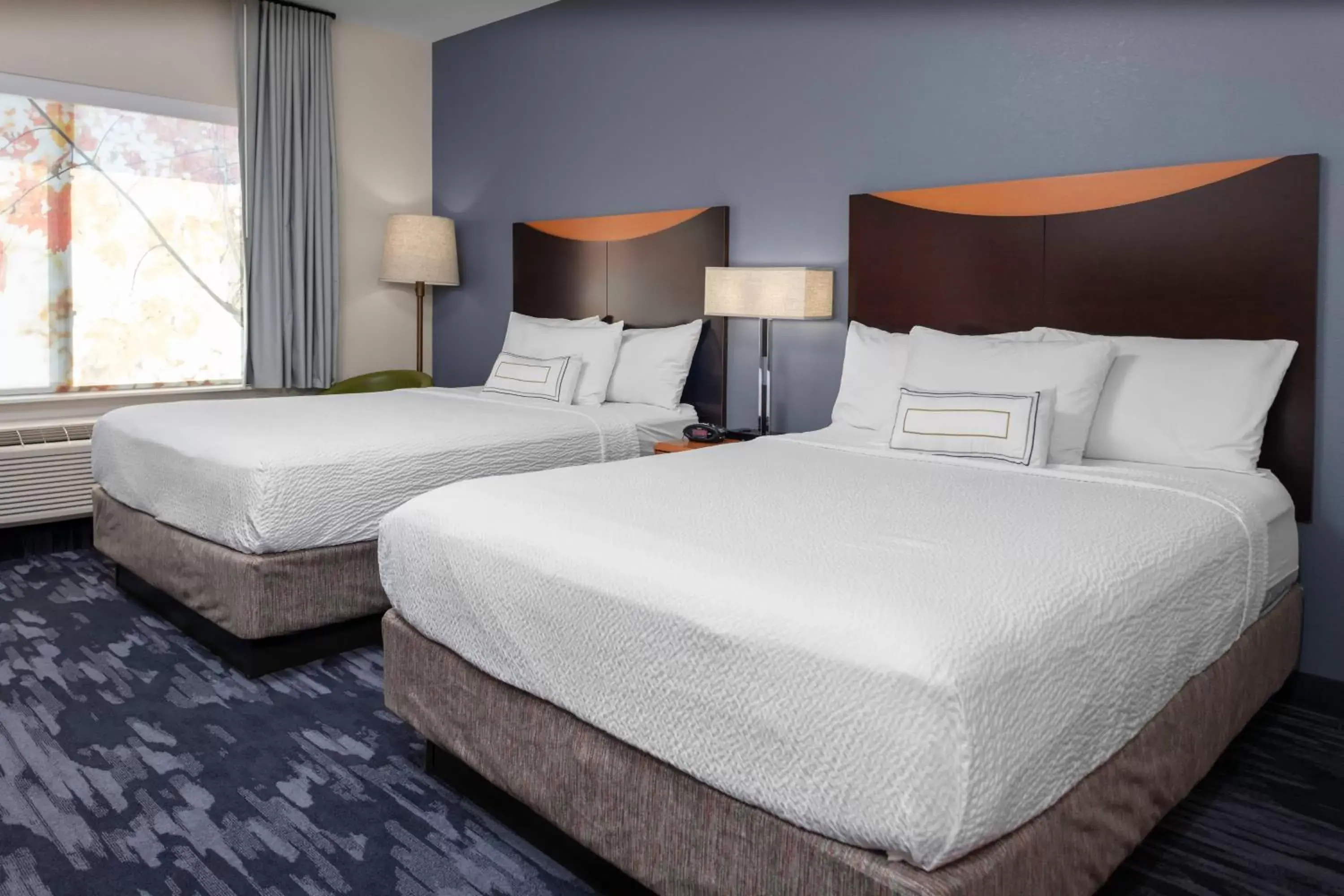 Photo of the whole room, Bed in Fairfield Inn & Suites by Marriott Wichita Downtown