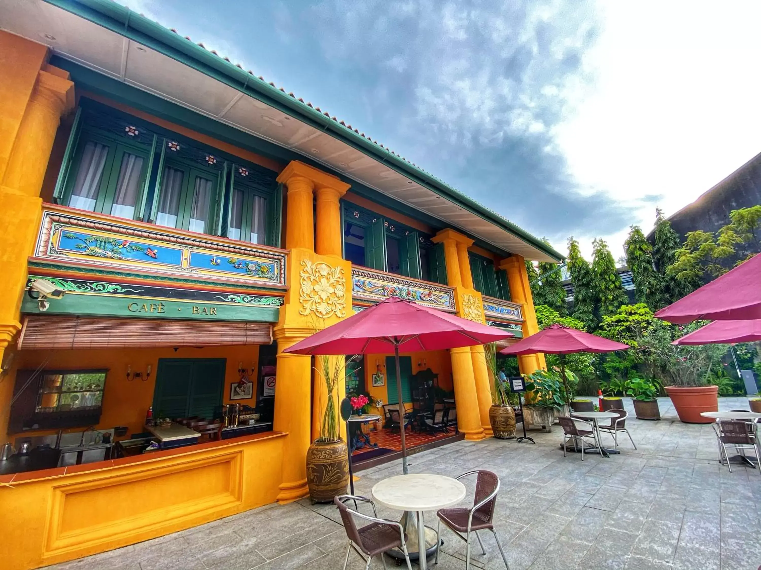 Restaurant/places to eat in Yeng Keng Hotel