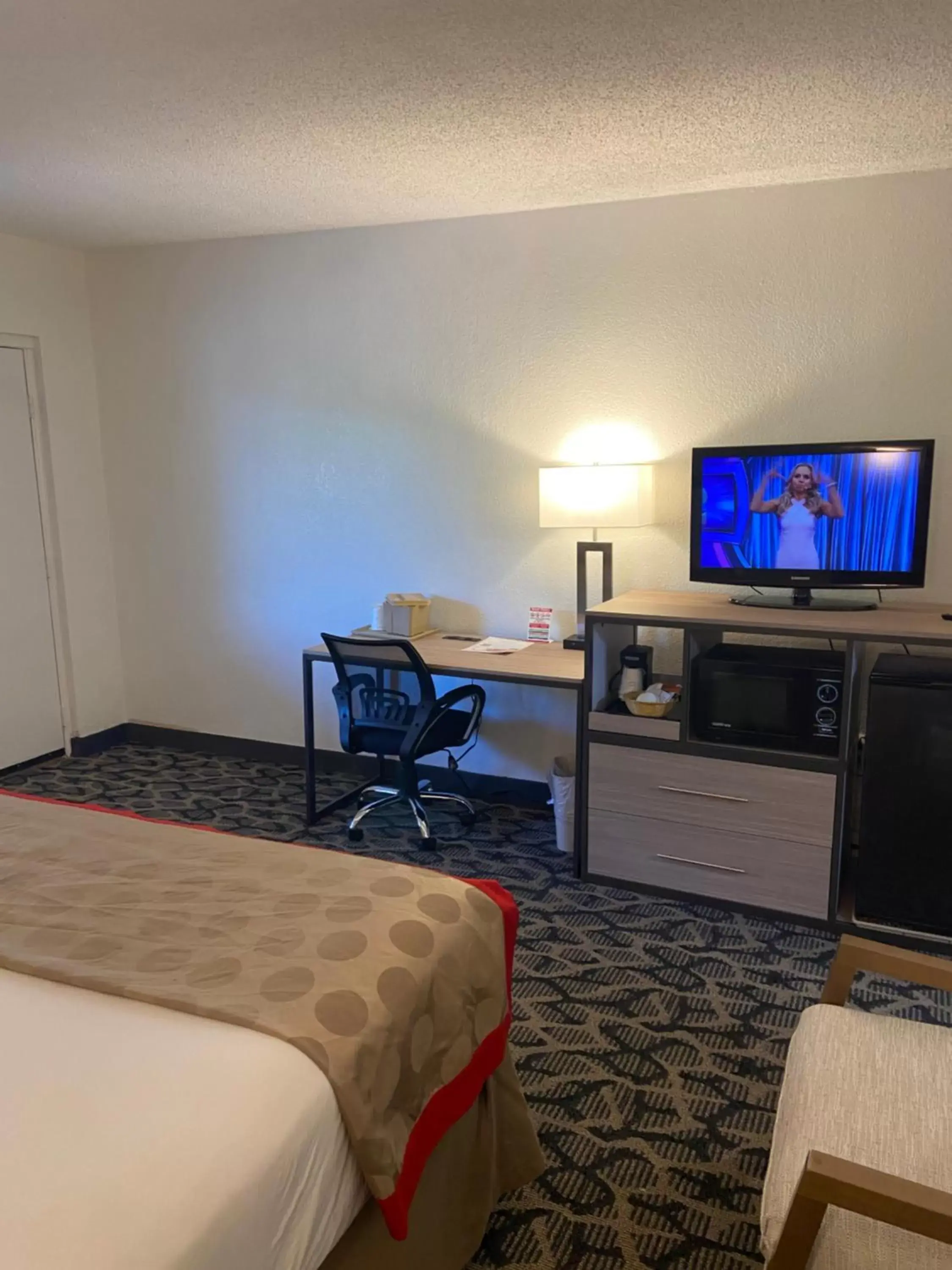 Bed in Ramada by Wyndham West Atlantic City