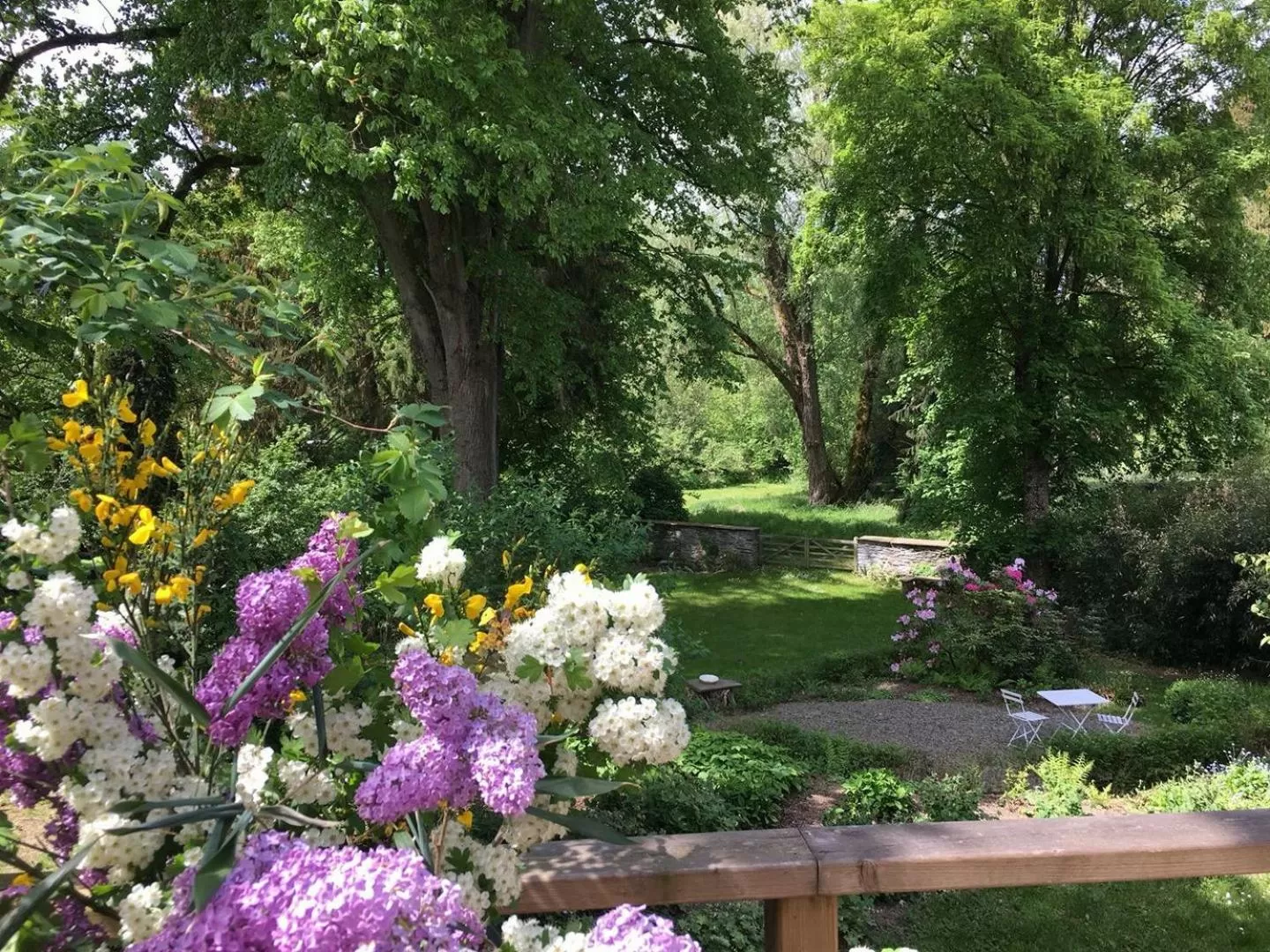 Garden view in B&B Les Tilleuls