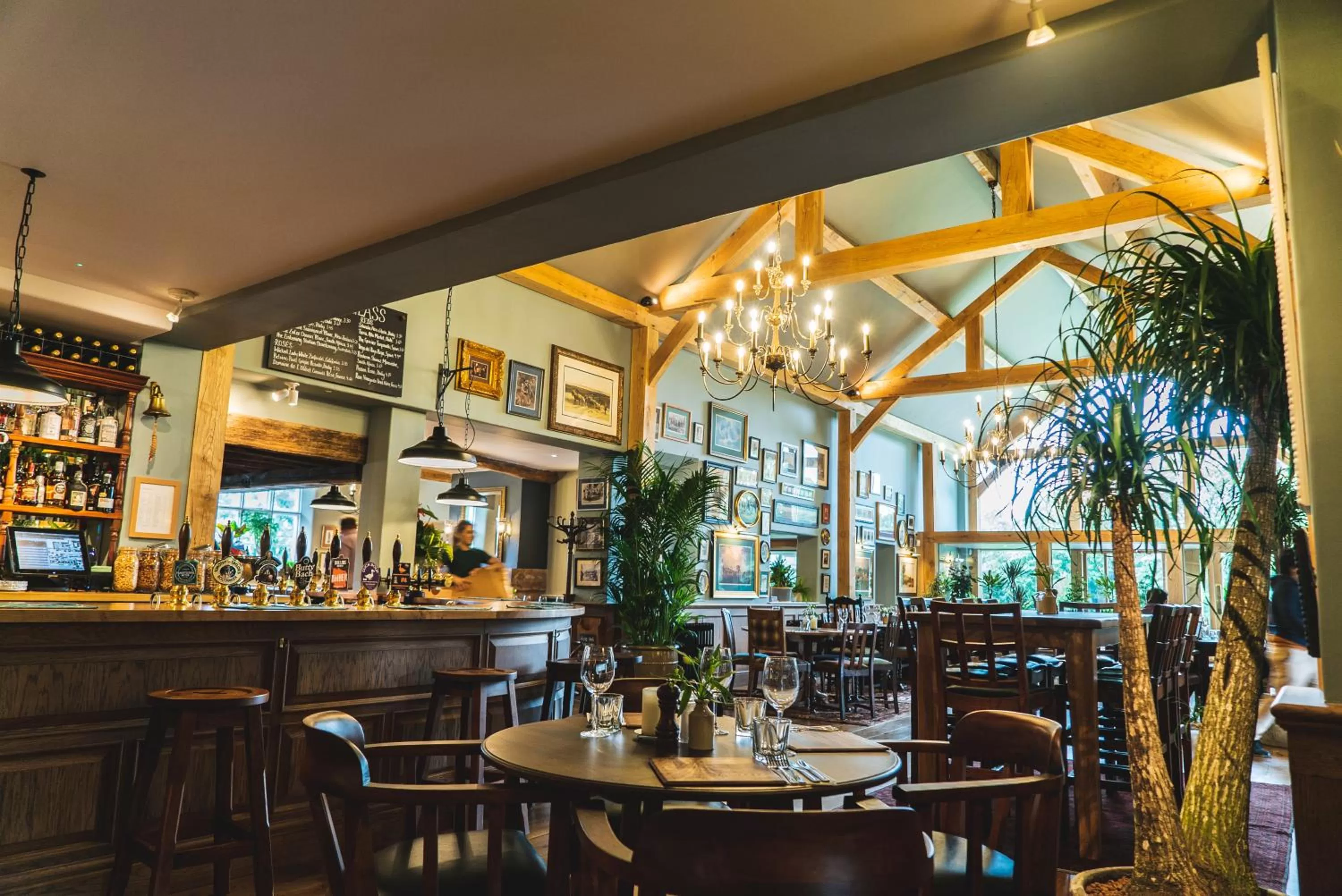 Restaurant/Places to Eat in Arrow Mill- Brunning and Price