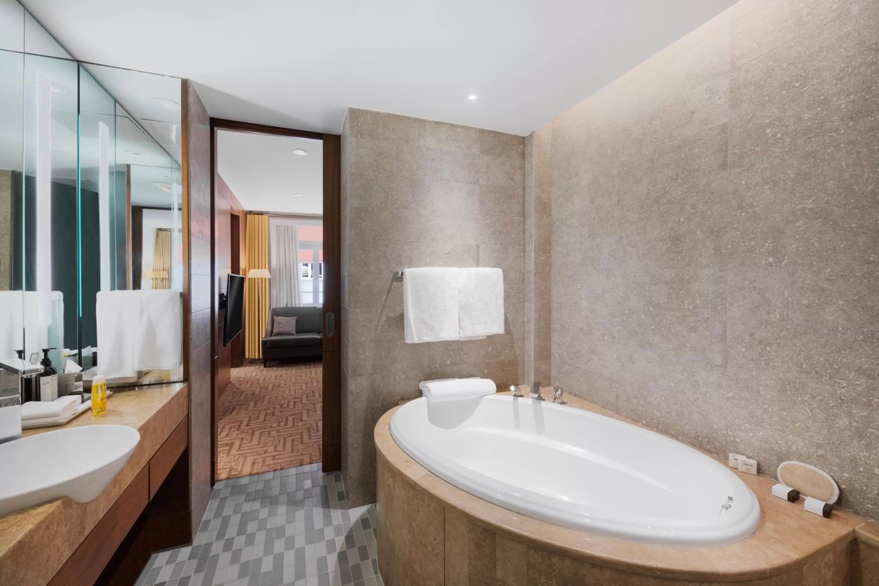 Bath in Park Hyatt Istanbul - Macka Palas