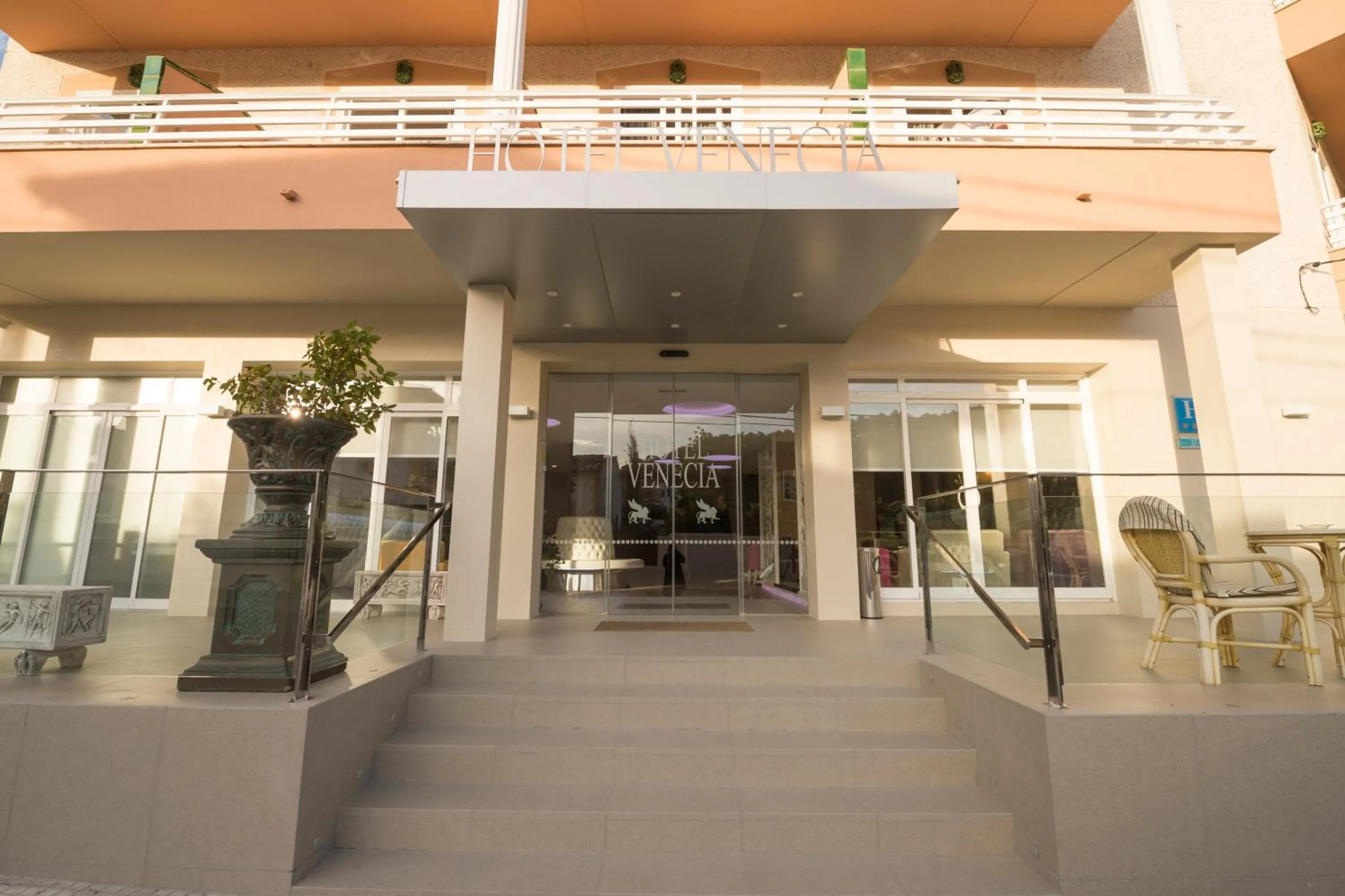 Lobby or reception in Hotel Venecia Paguera