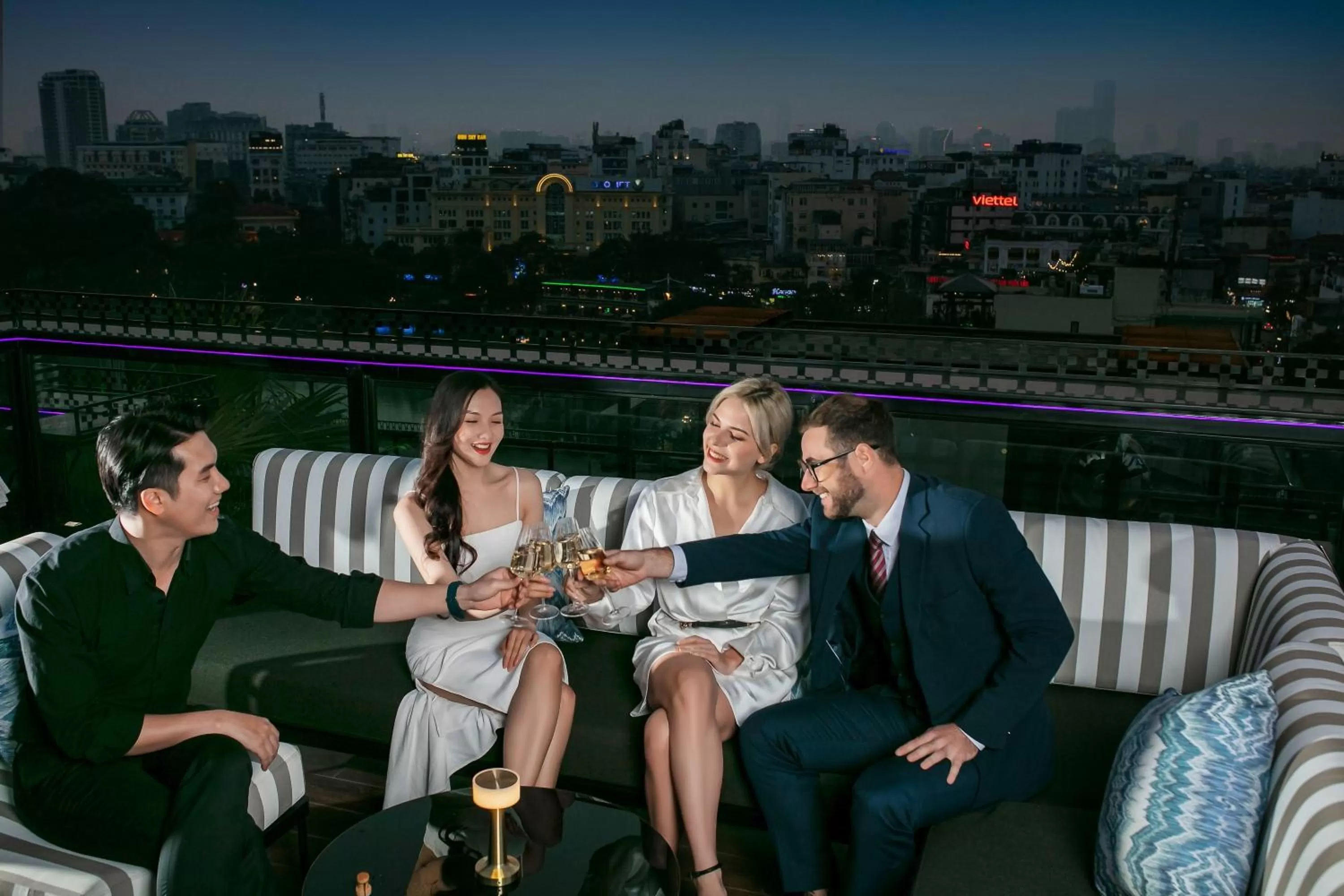 Night in La Sinfonía Majesty Hotel and Spa