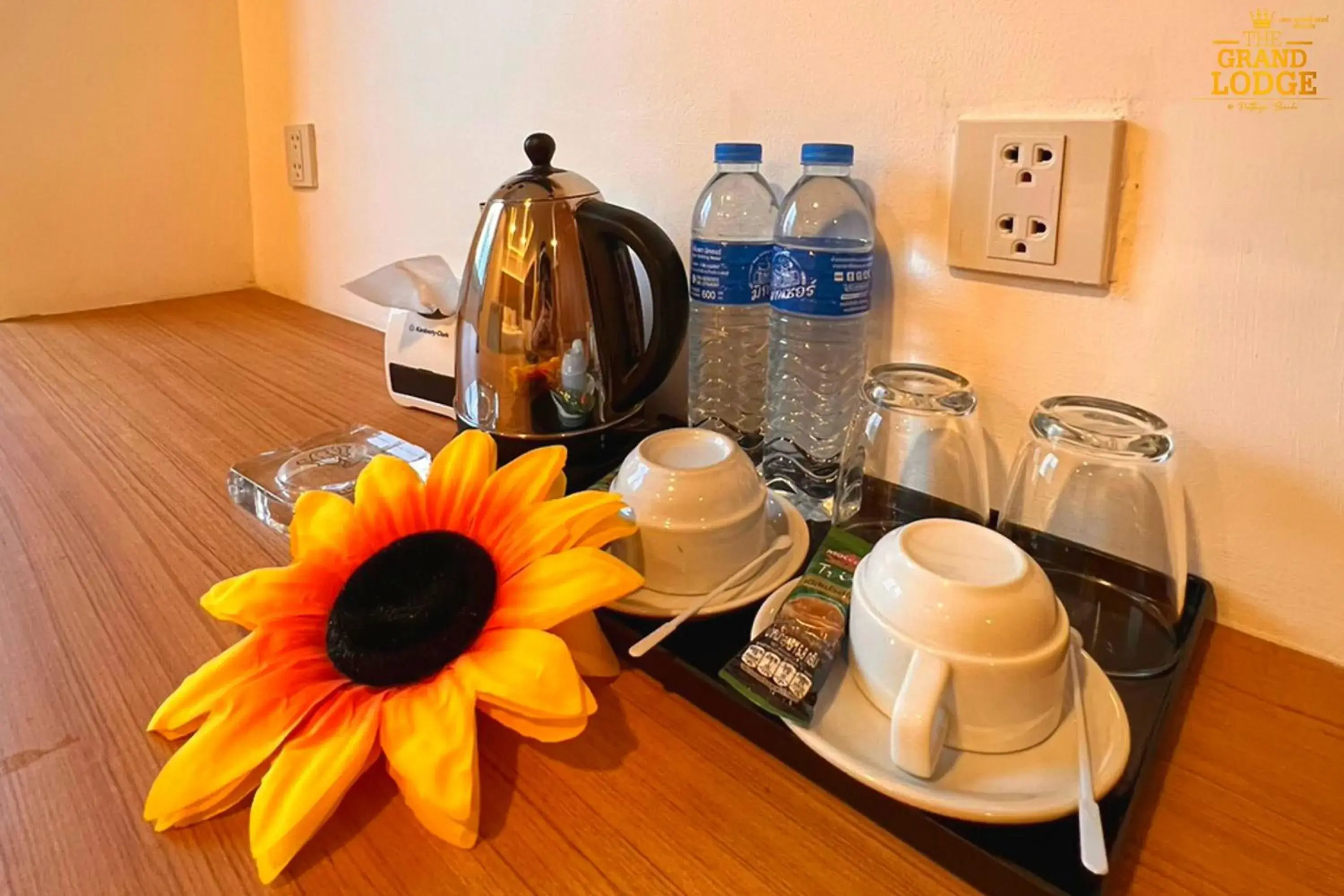 Coffee/tea facilities in The Privi Hotel