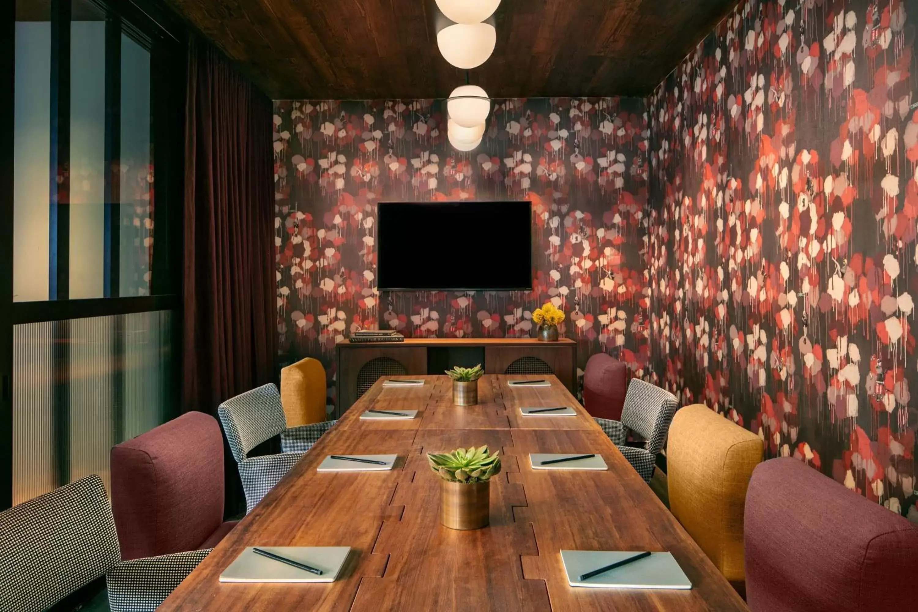 Meeting/conference room in Moxy NYC Lower East Side