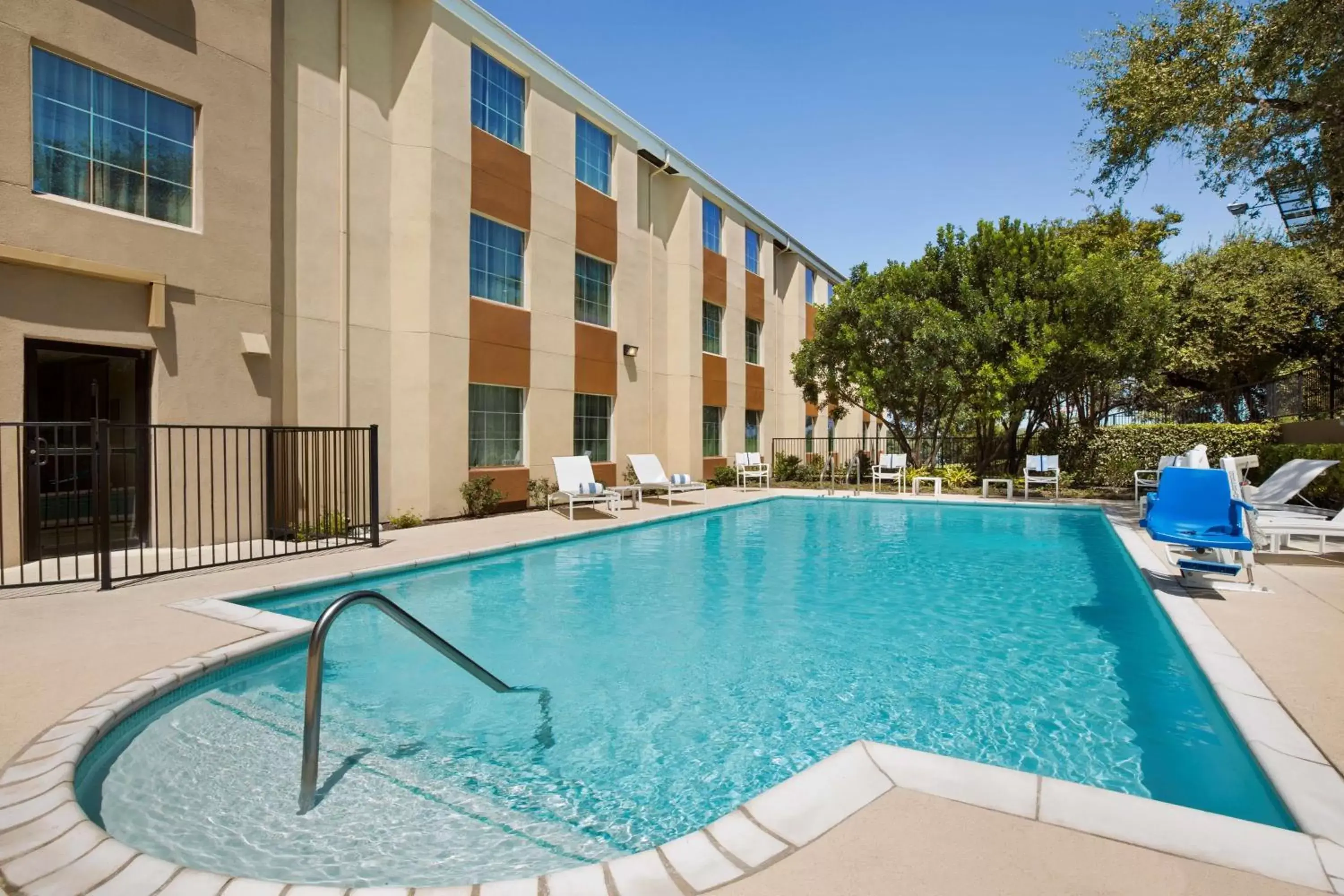 Activities, Swimming Pool in Country Inn & Suites by Radisson, San Antonio Medical Center, TX