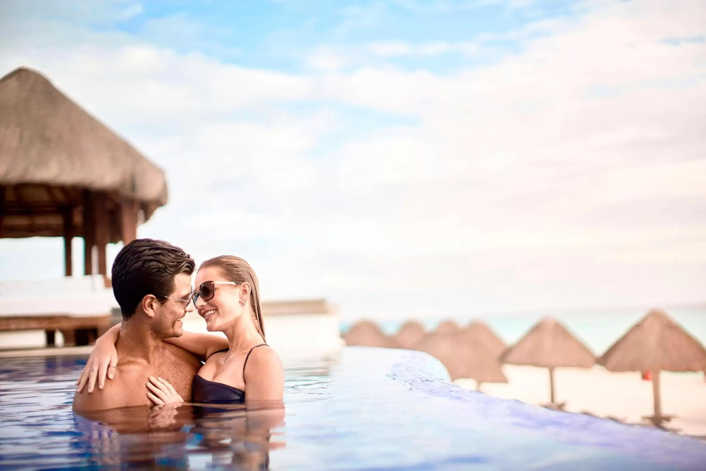 Swimming Pool in JW Marriott Cancun Resort & Spa