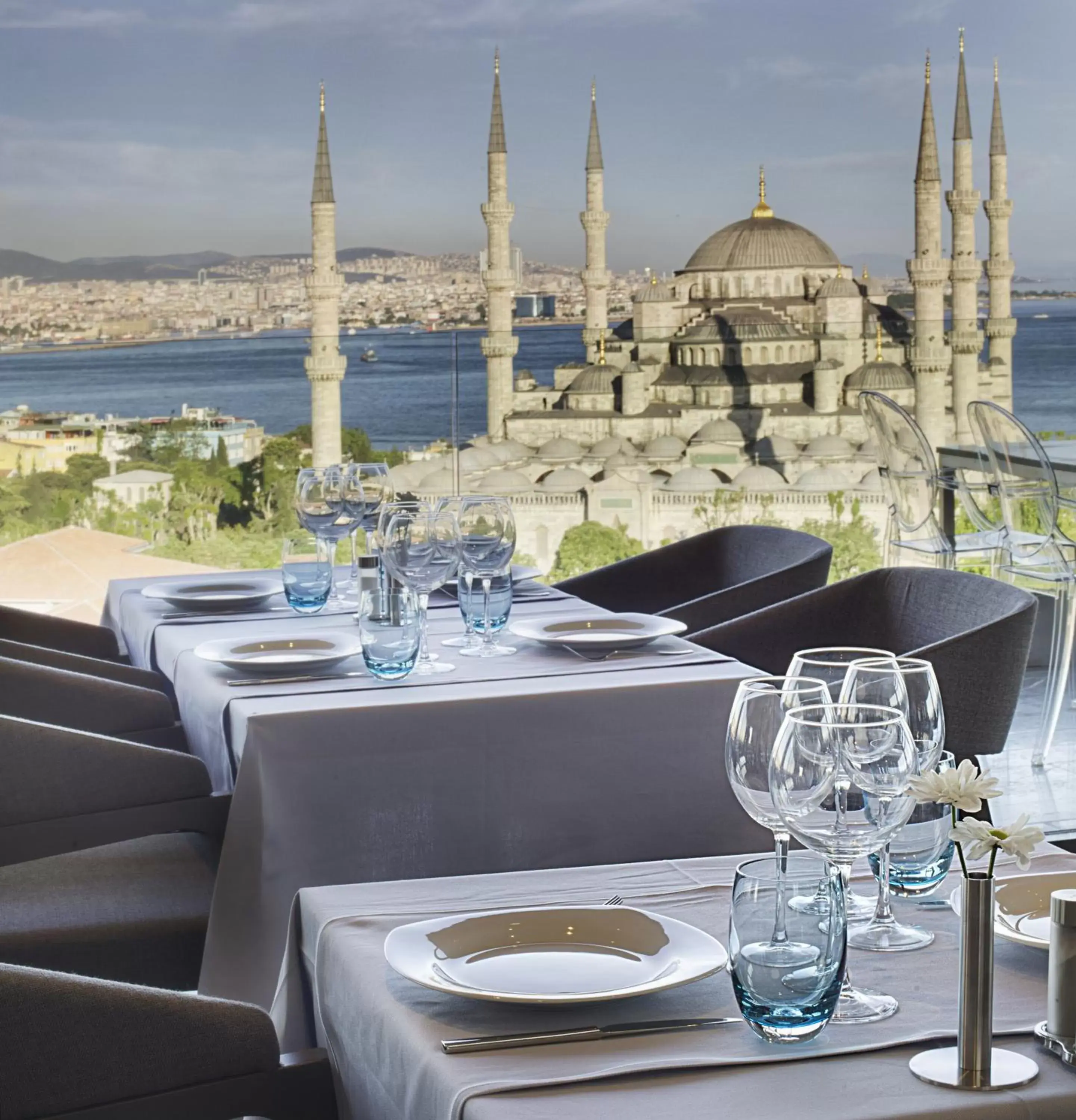 Restaurant/places to eat in Hotel Arcadia Blue Istanbul Restaurant/places to eat in Hotel Arcadia Blue Istanbul